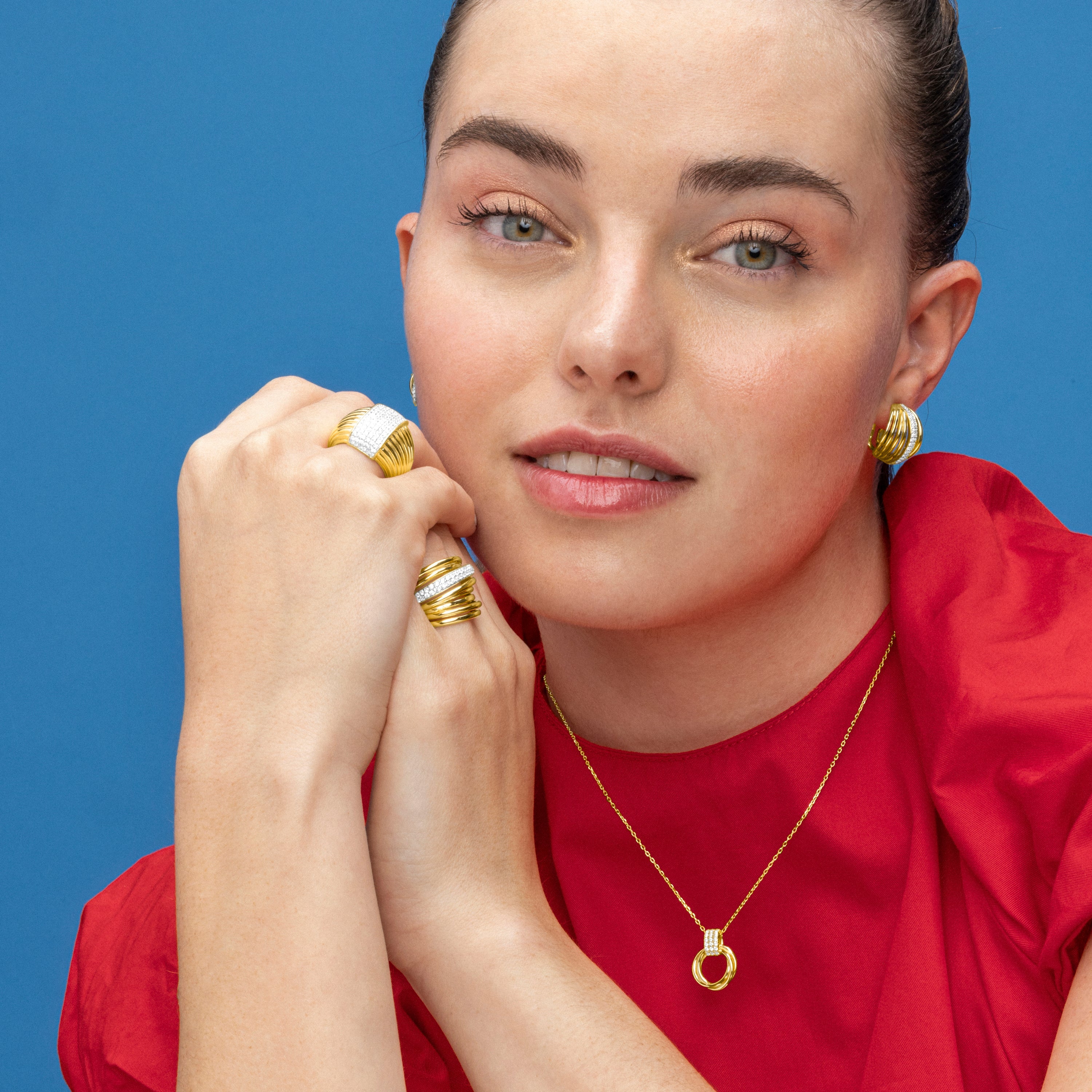 Anel de Prata Esterlina 925 com Zircônia Brilhante e acabamento em ouro 18k - Prekil