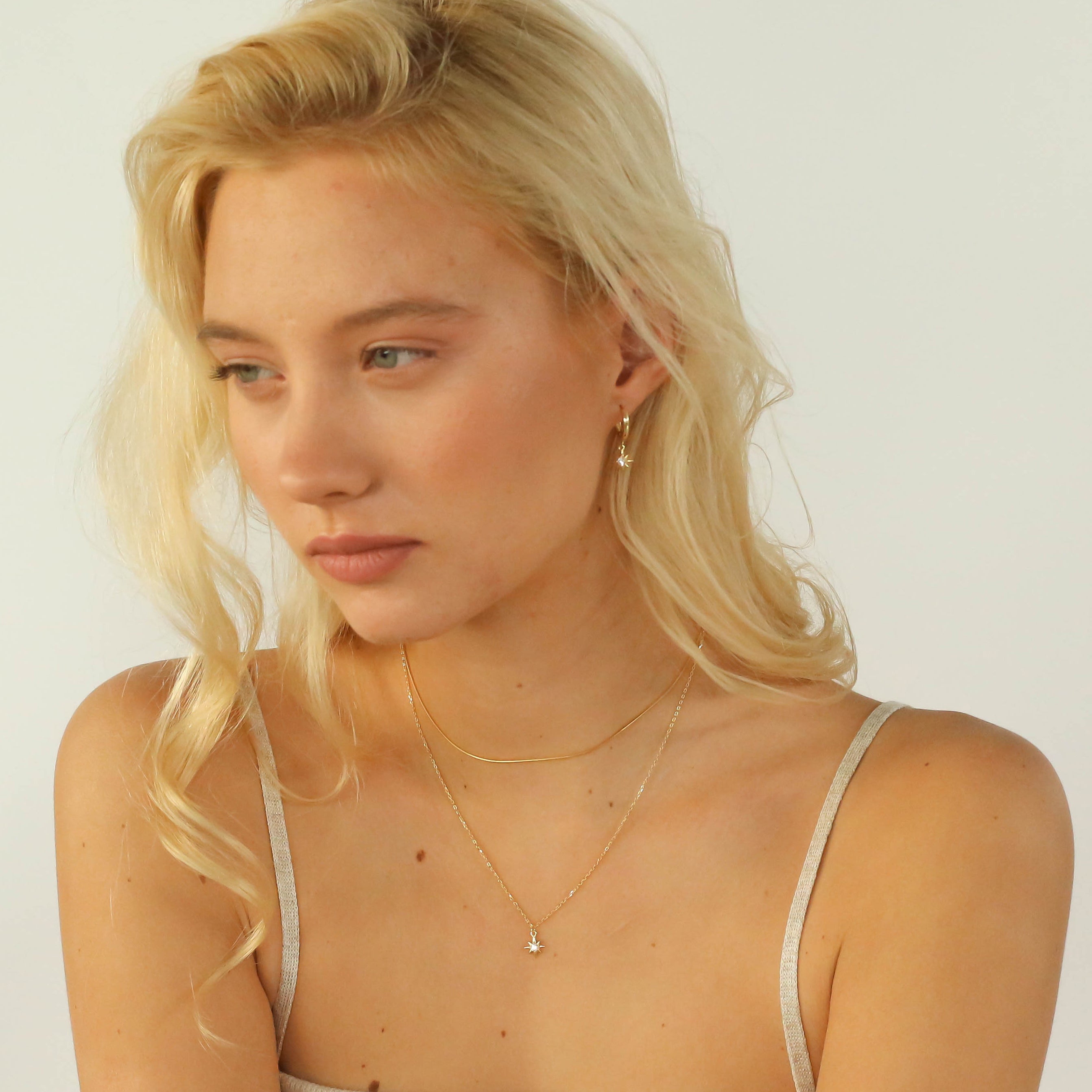 Colar de Prata 925 com Zircônia Brilhante com acabamento em ouro amarelo 18K - Lialt