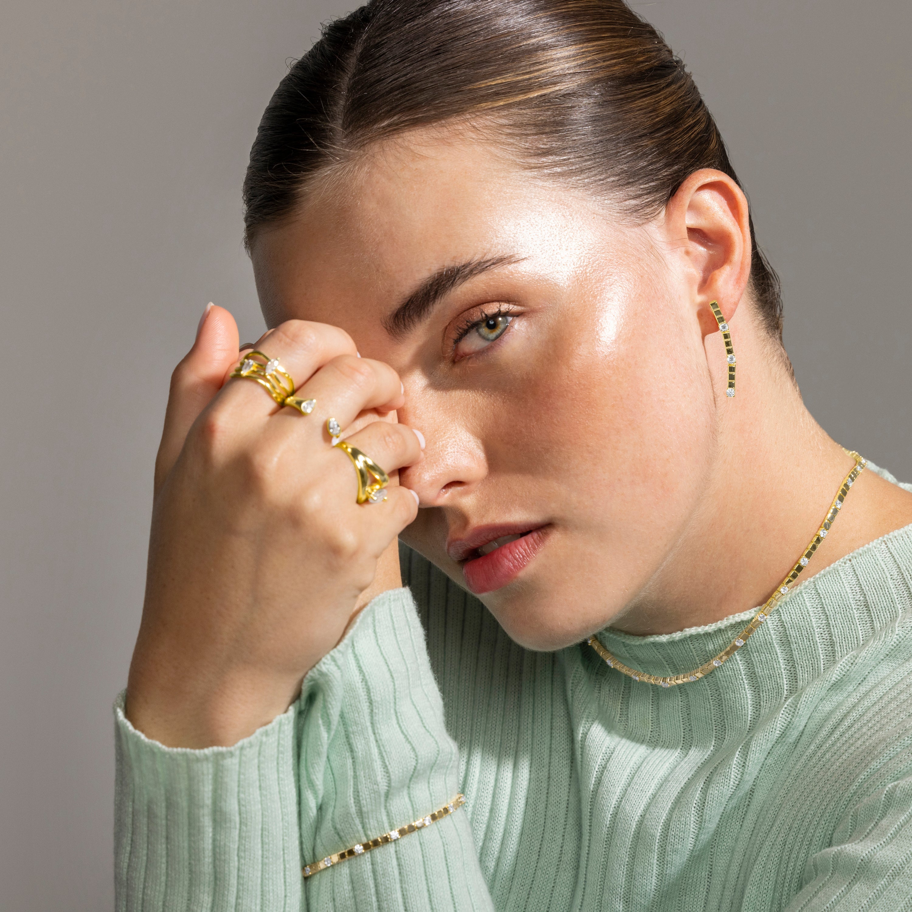 925 Sterling Silver and Brilliant Zirconia Necklace, 18k Gold Finish - Dorane