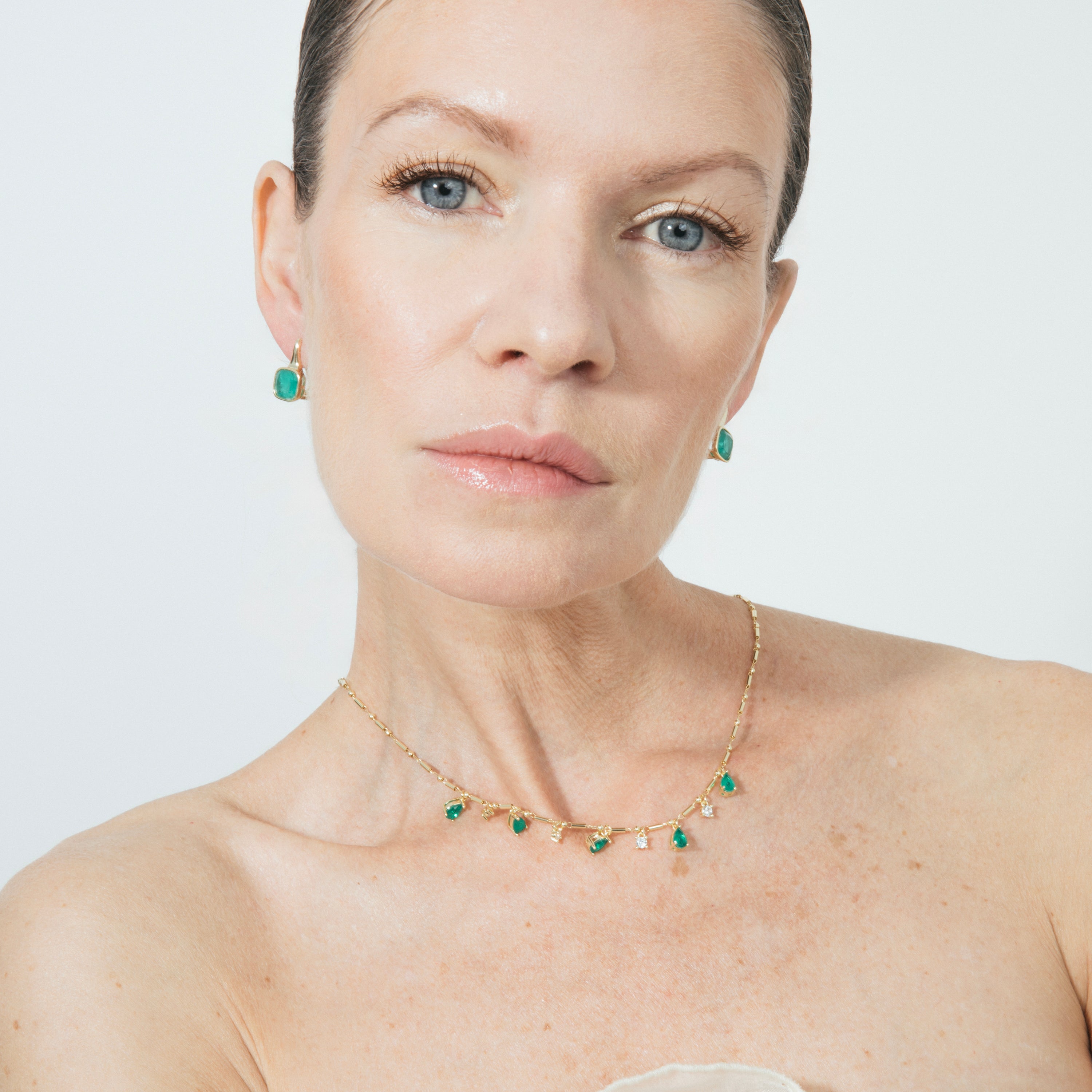 925 Sterling Silver and Paraiba Green Hydrothermal Quartz Necklace with 18k Yellow Gold Finish - Lakrom