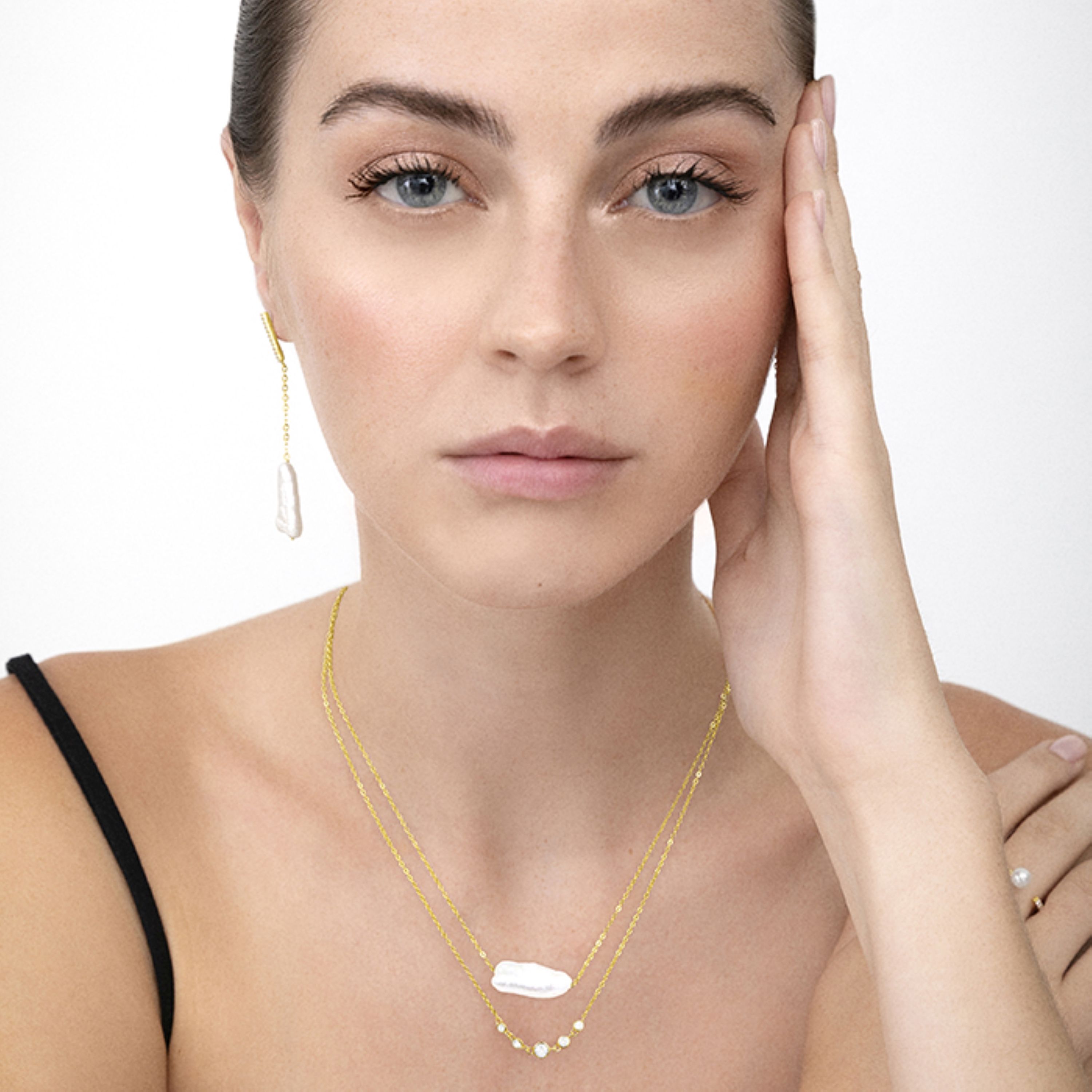 925 Sterling Silver Necklace with White Pearl Finished in 18K Yellow Gold - Danysda