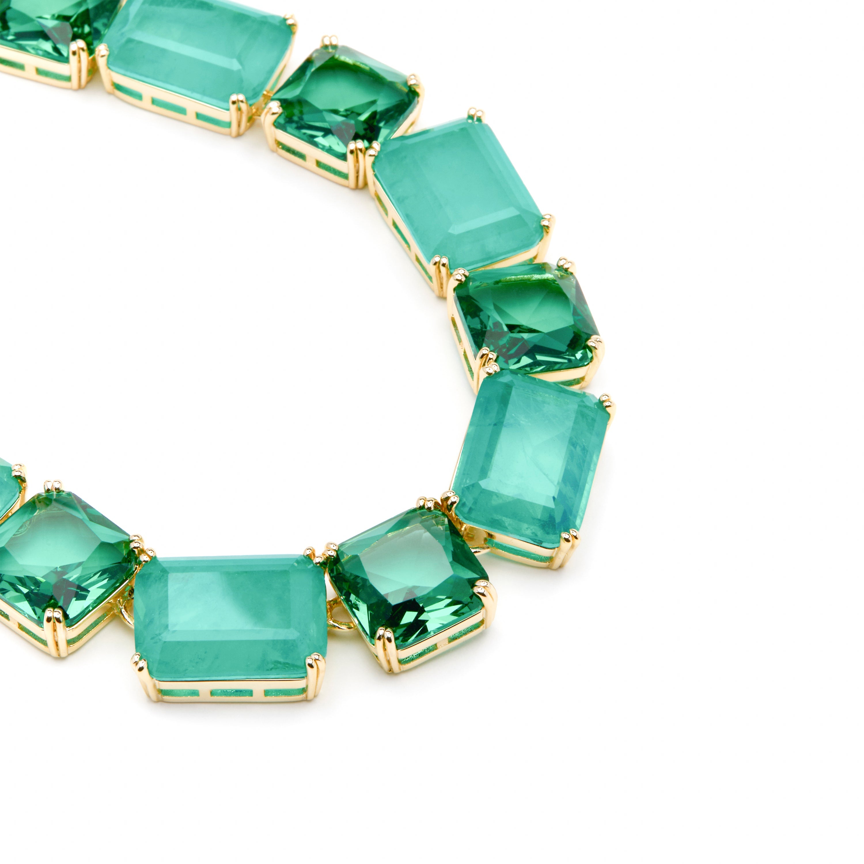 Colar de Prata 925 e Quartzo Hidrotermal Verde Paraíba com acabamento em ouro amarelo 18k - Lindrak