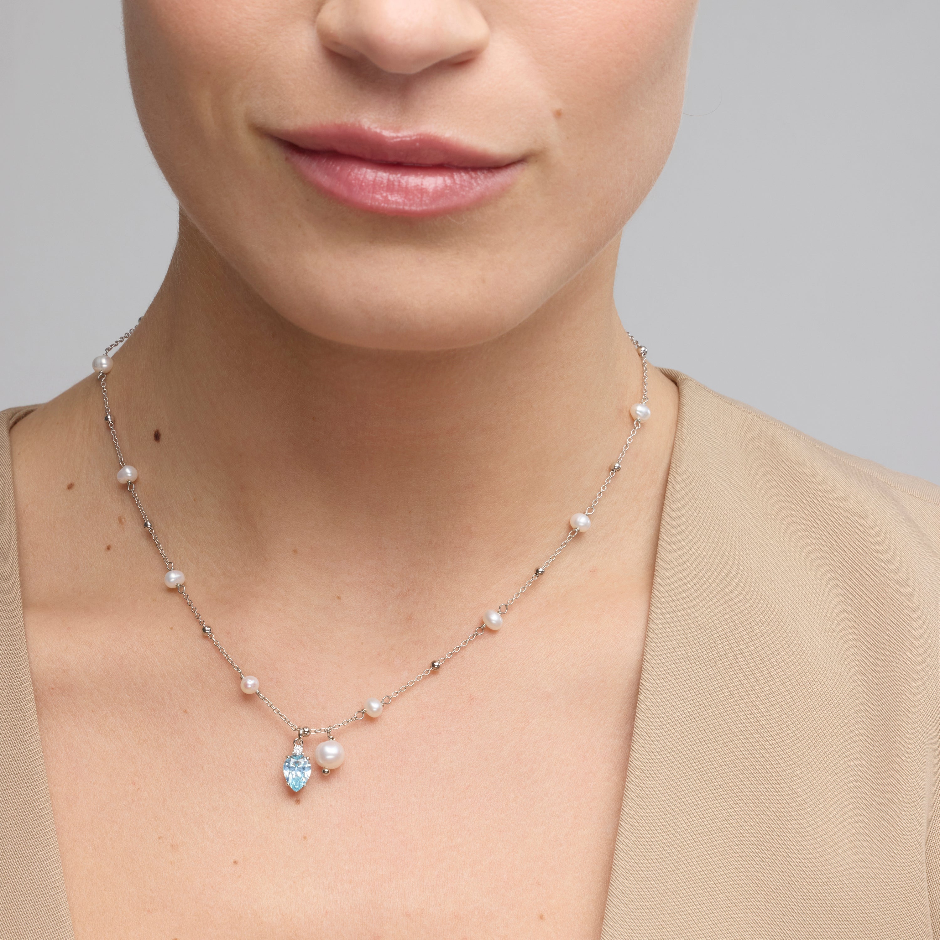 925 Sterling Silver and Brilliant Zirconia Necklace with Rhodium Finish - Lebao