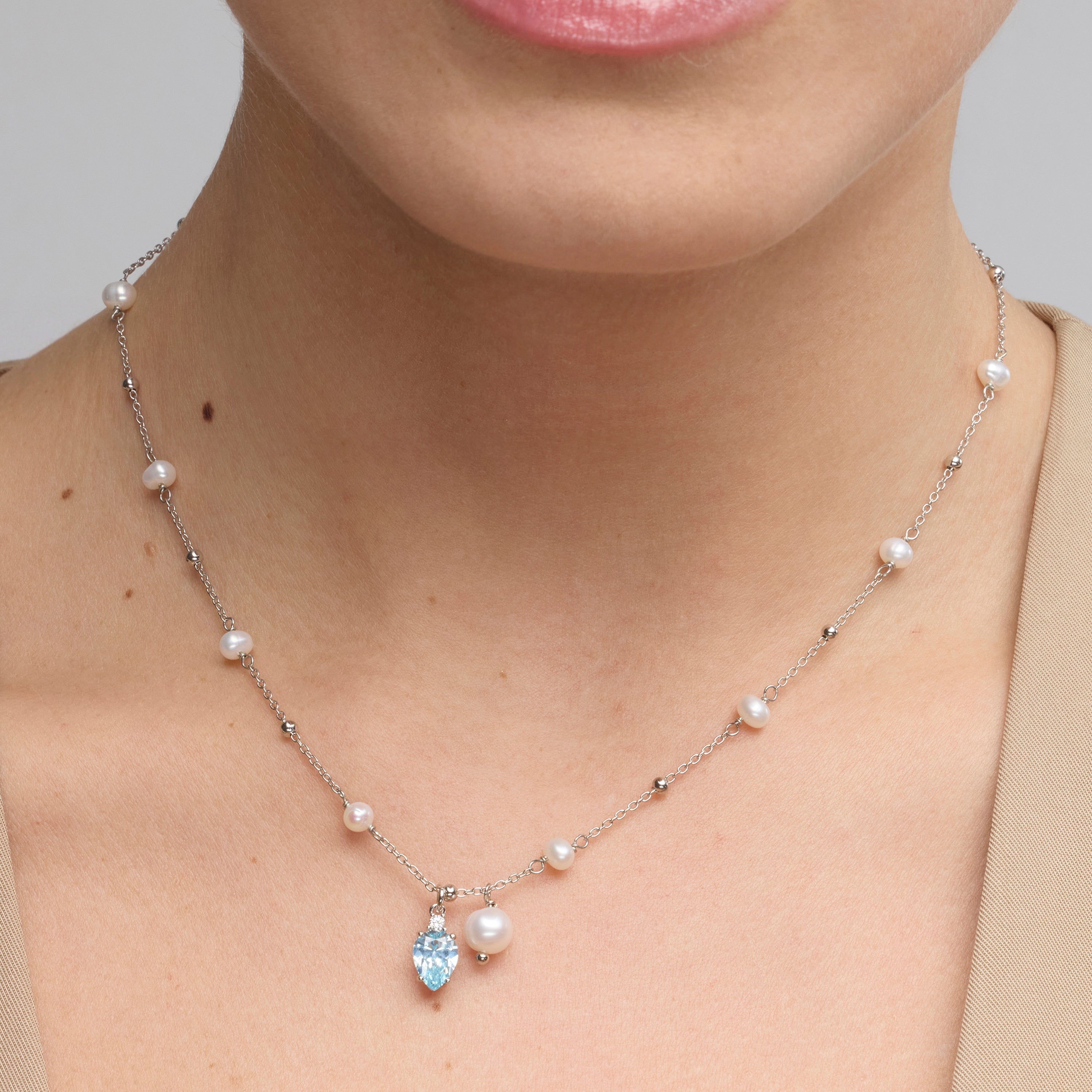 925 Sterling Silver and Brilliant Zirconia Necklace with Rhodium Finish - Lebao