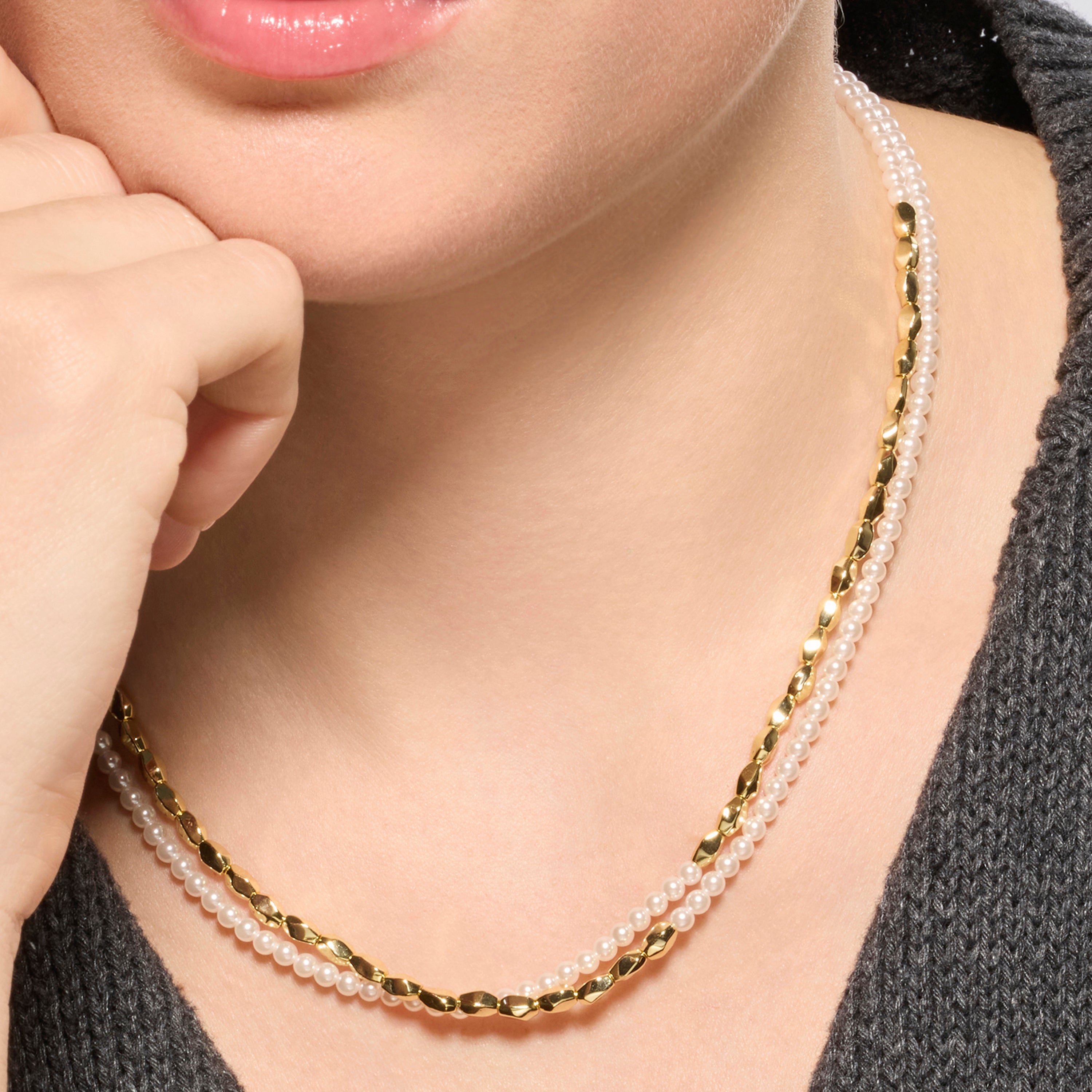 925 Sterling Silver and White Pearl Necklace, 18k Yellow Gold Finish - Noma