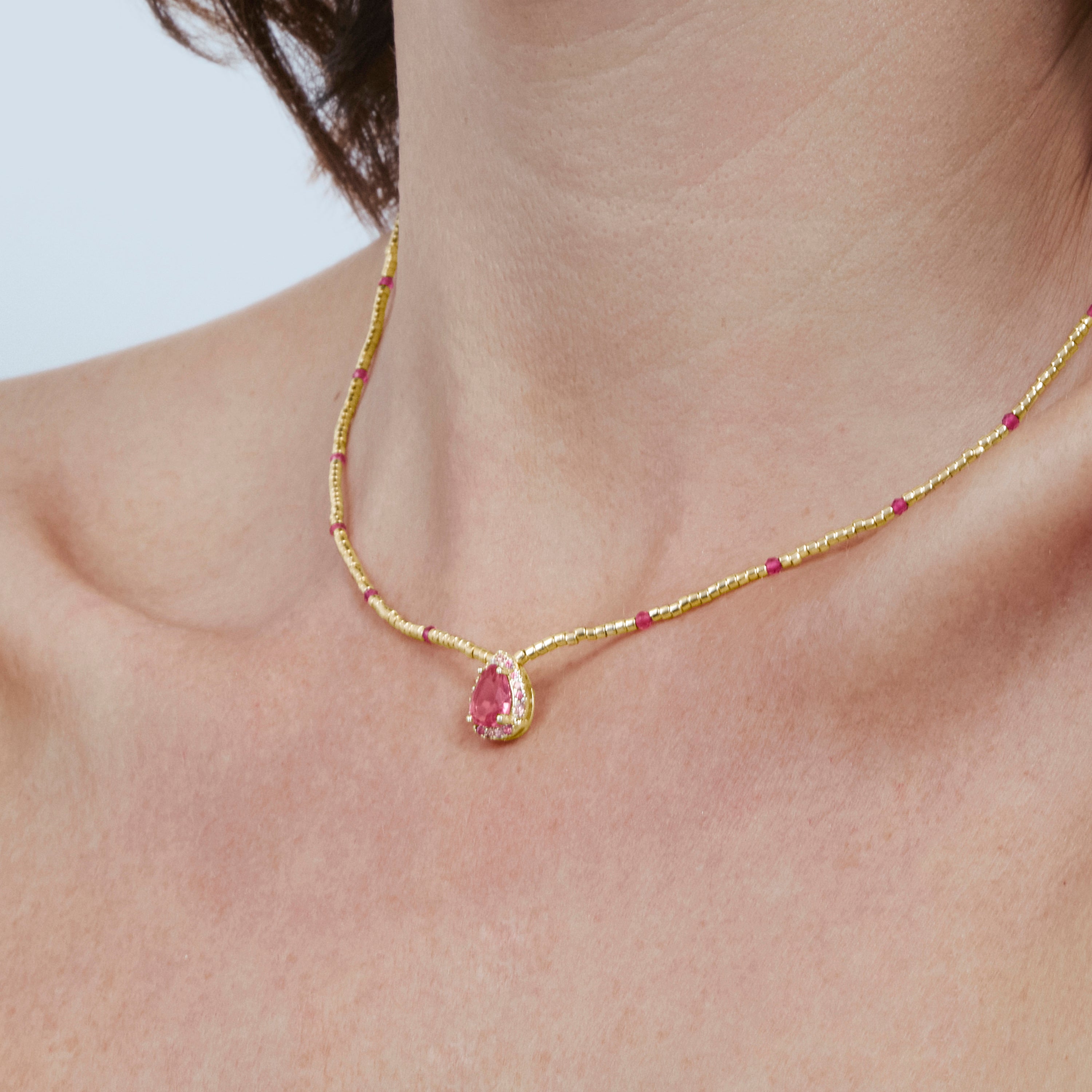 925 Sterling Silver and Hydrothermal Rose Quartz necklace with 18k yellow gold finish - Simder