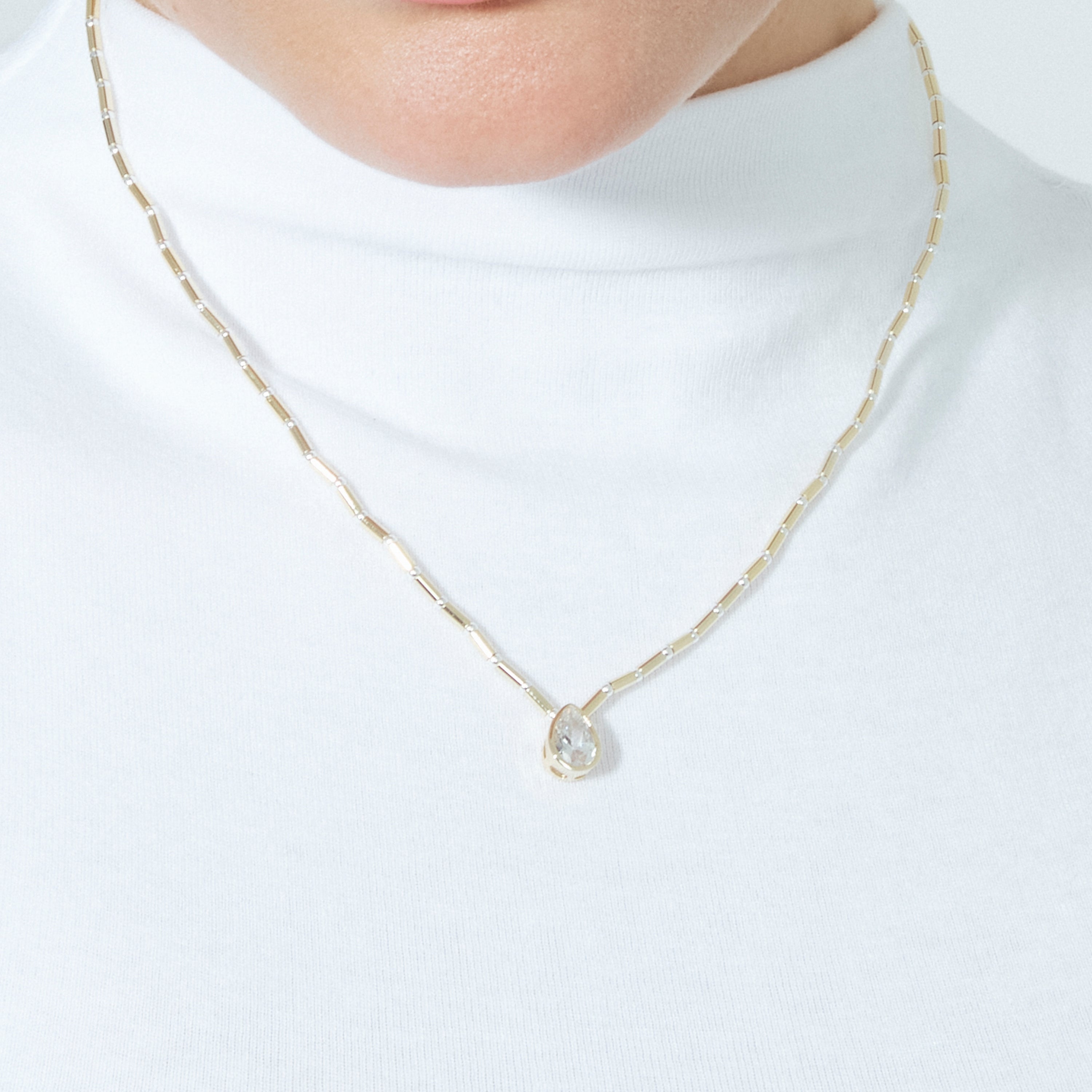 Sterling Silver 925 and Brilliant Zircon Necklace finished in 18k Yellow Gold - Gusva