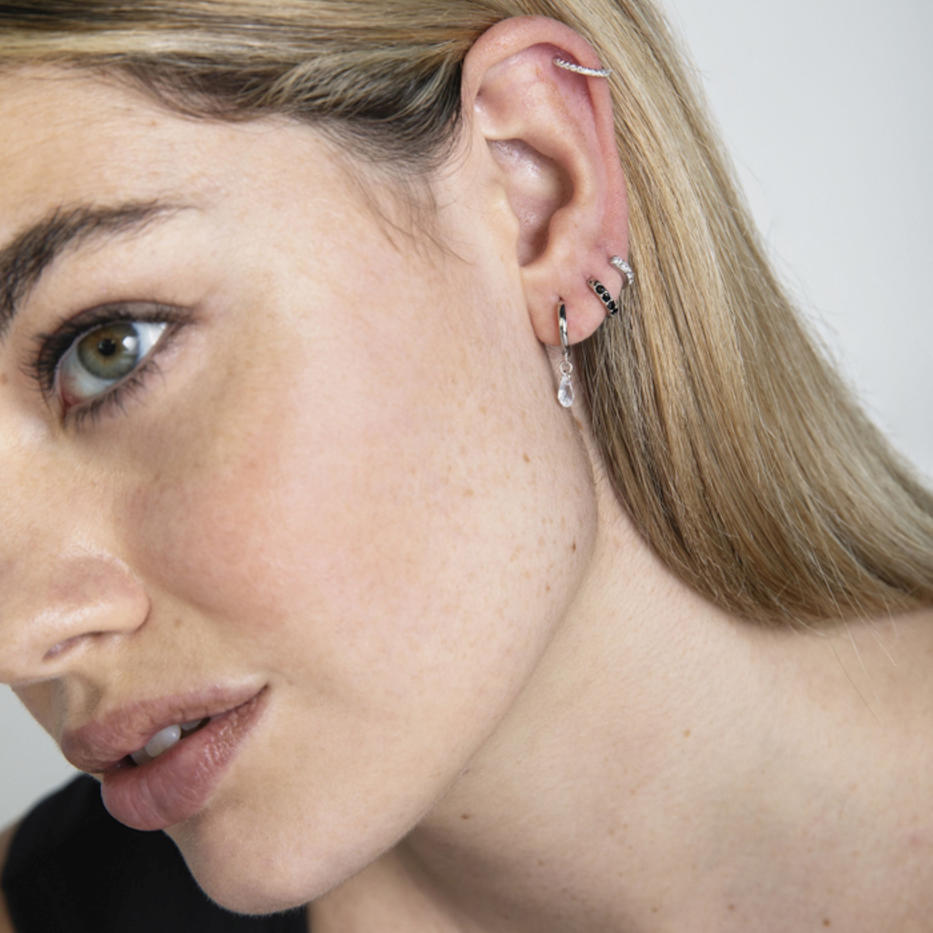 925 Sterling Silver Piercing with Brilliant Zirconia in Rhodium Finish - Rahlau