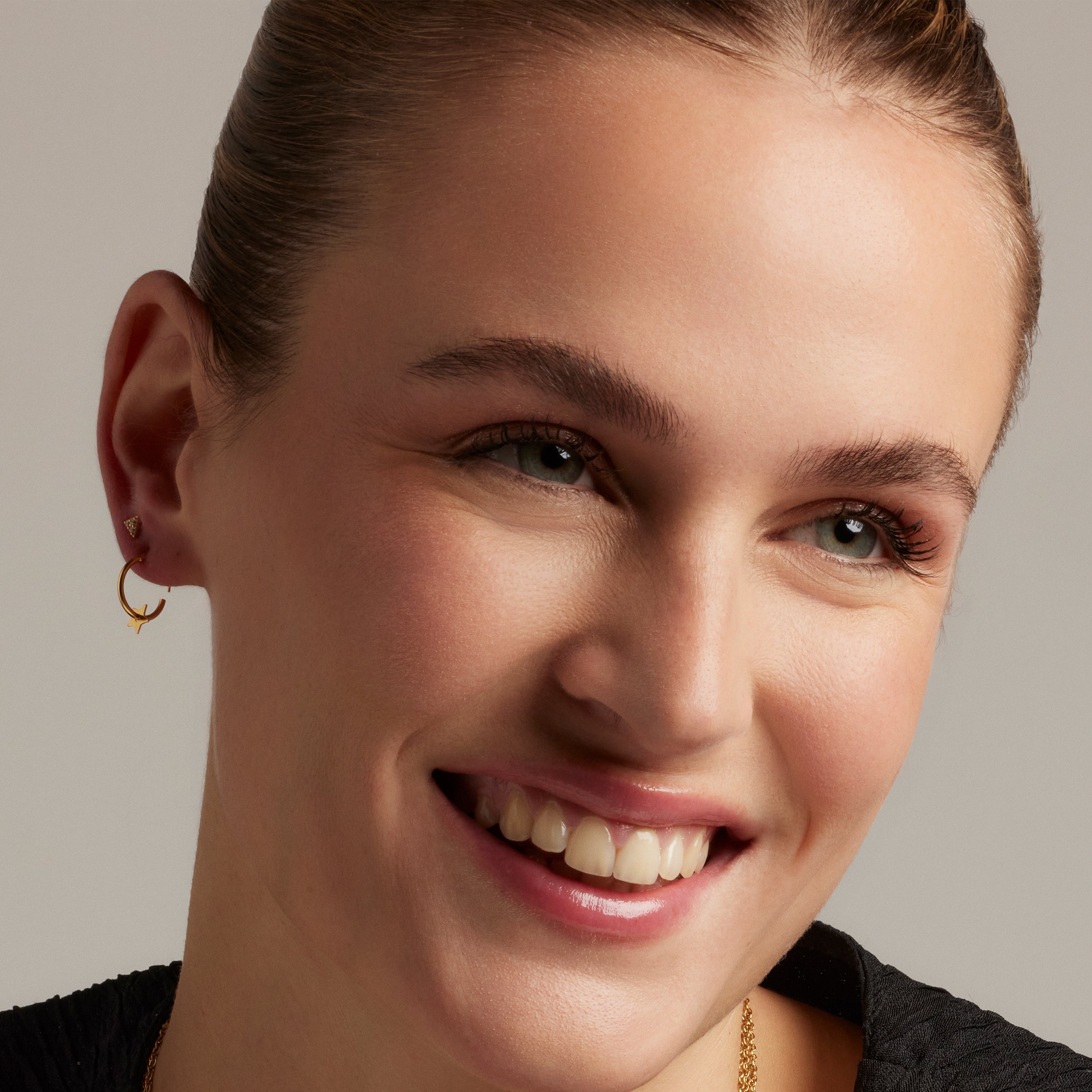 925 Sterling Silver Piercing with Brilliant Zirconia finished in 18K Yellow Gold - Calye