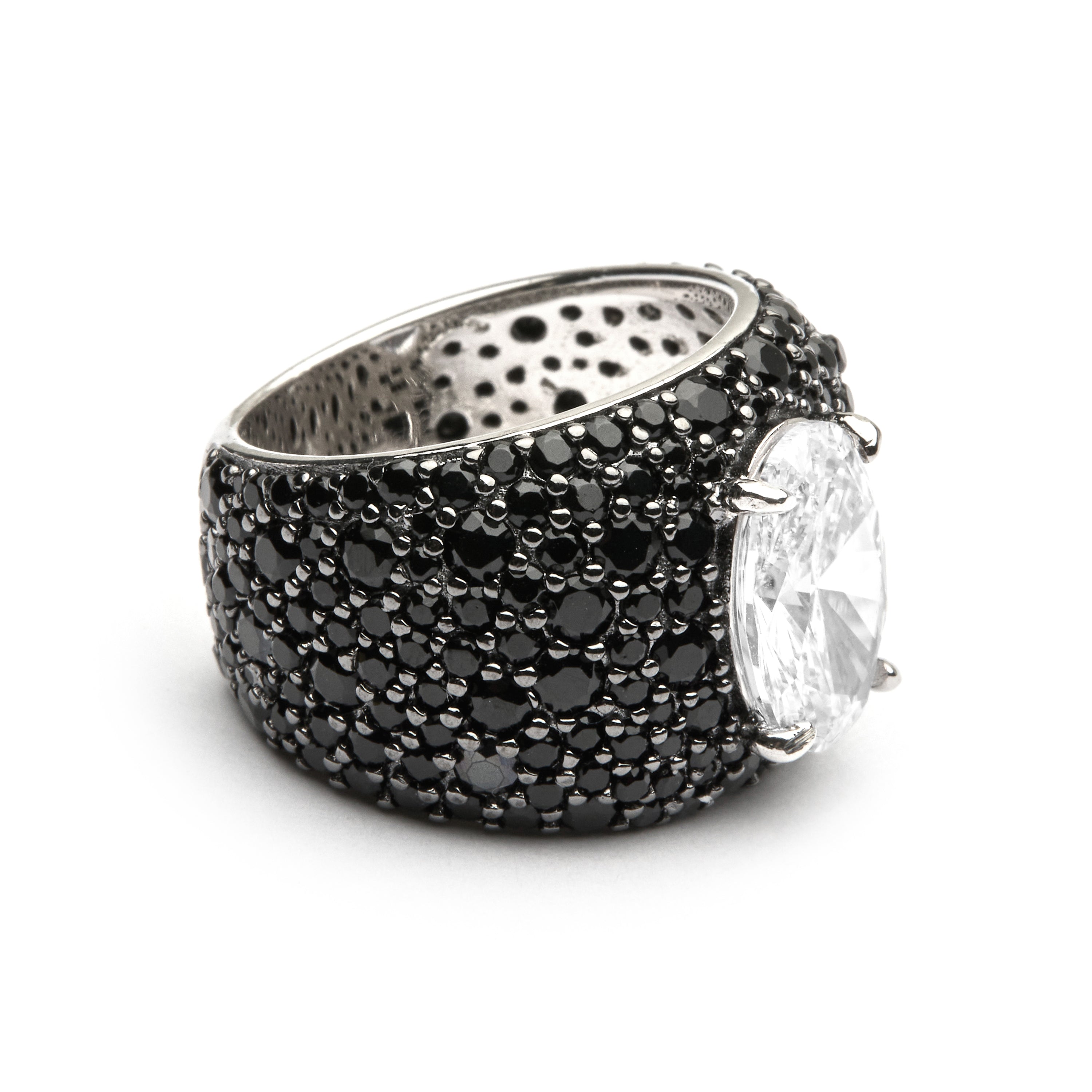 Anillo de Plata de Ley 925 y Circonita Onix acabado en rodio - Korwise