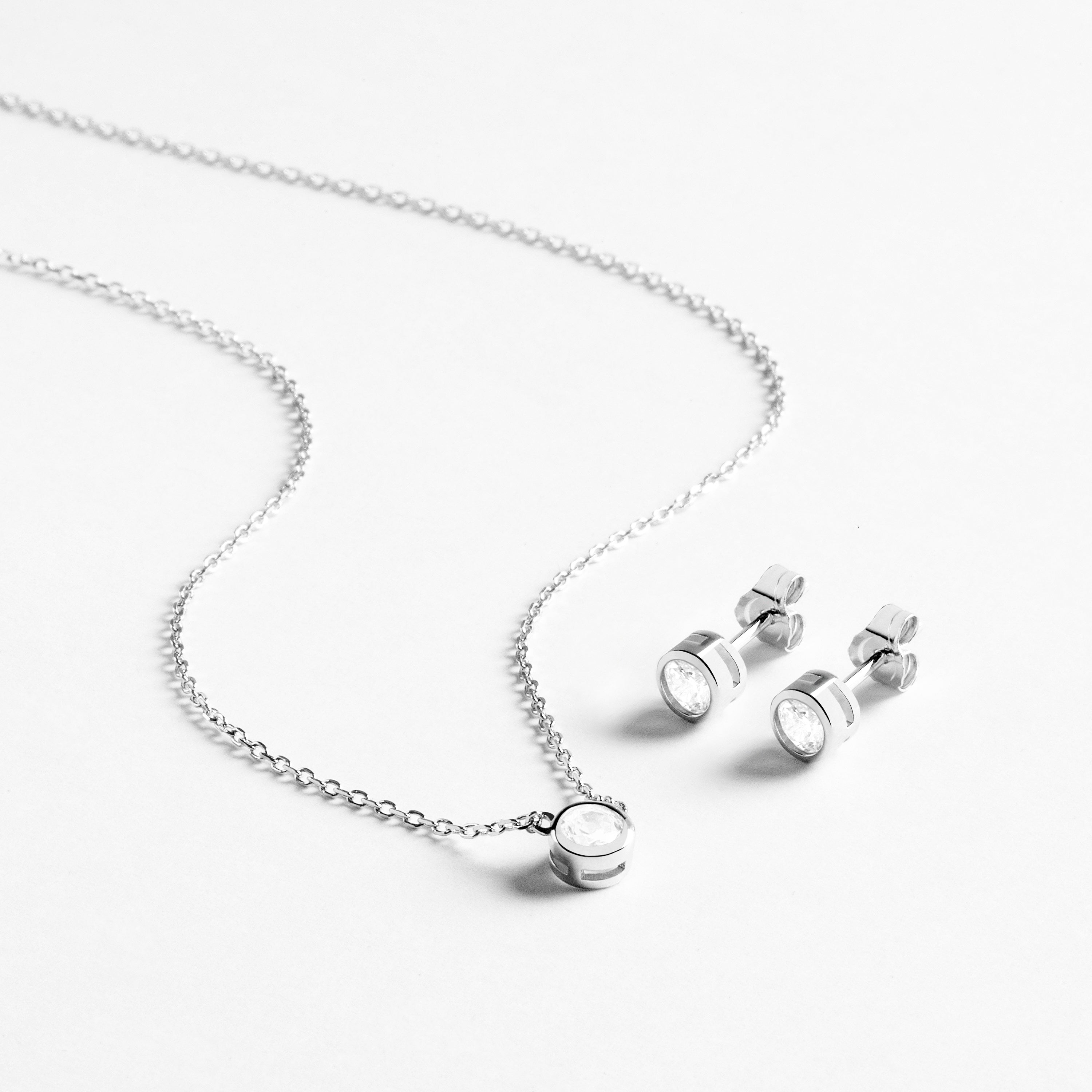 Set de Pendientes y Collar Imrak de Plata Ley 925