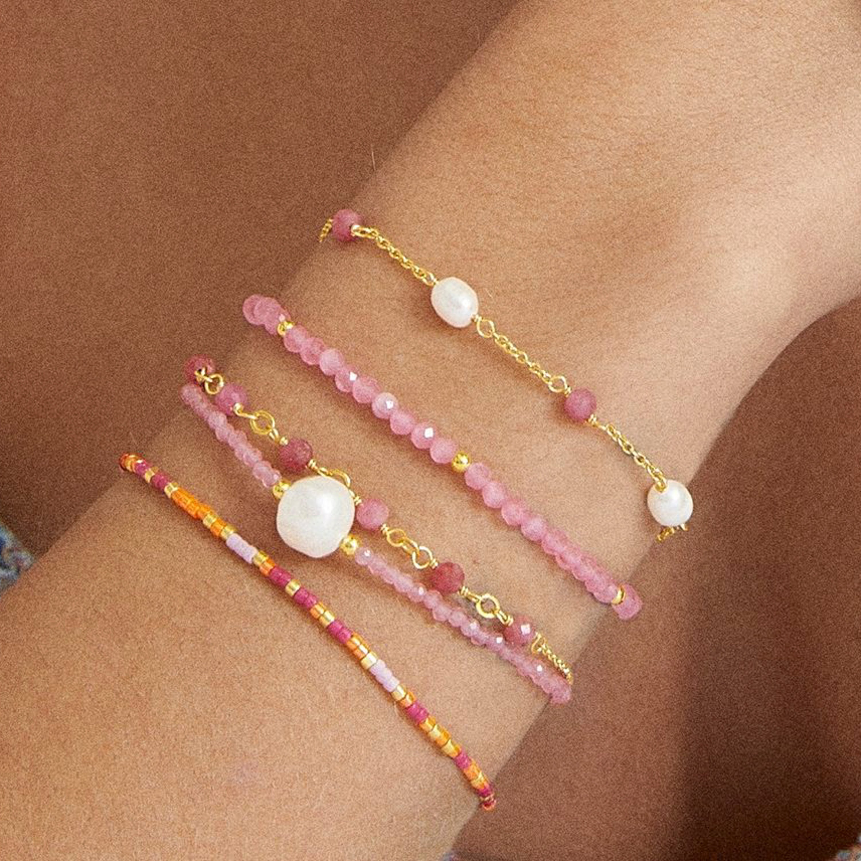 Pink Tourmaline bracelet with an 18K yellow gold finish - Athat