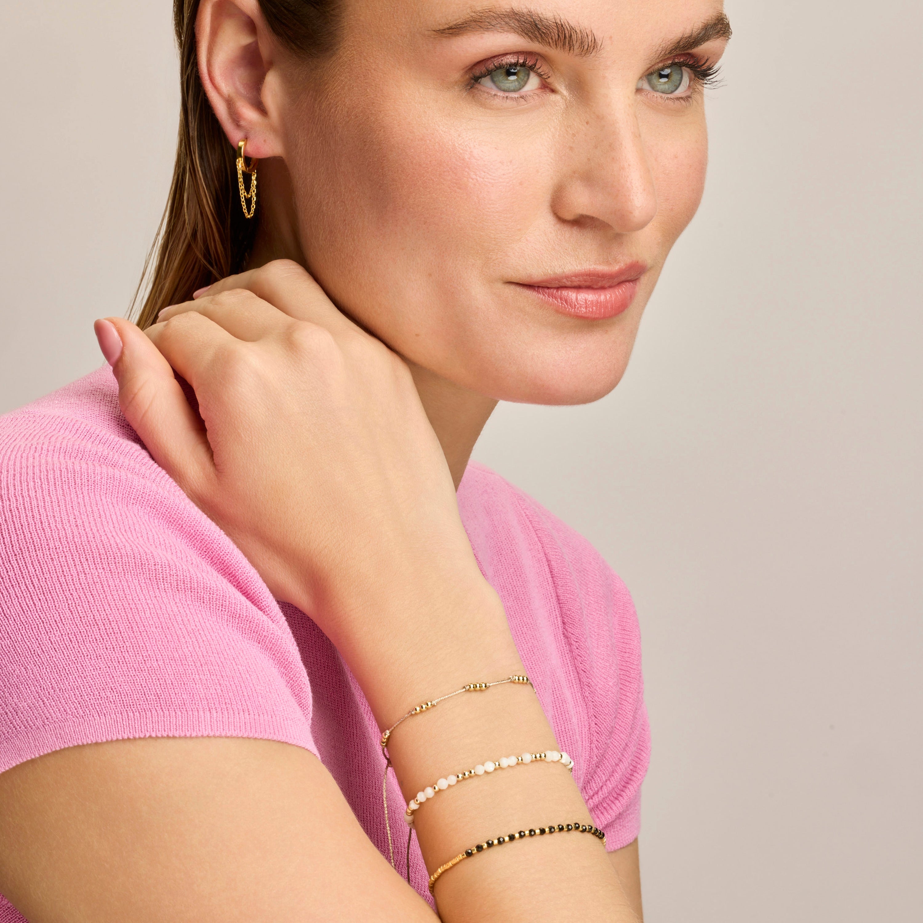 18k yellow gold finish and white mother-of-pearl bracelet - Likah