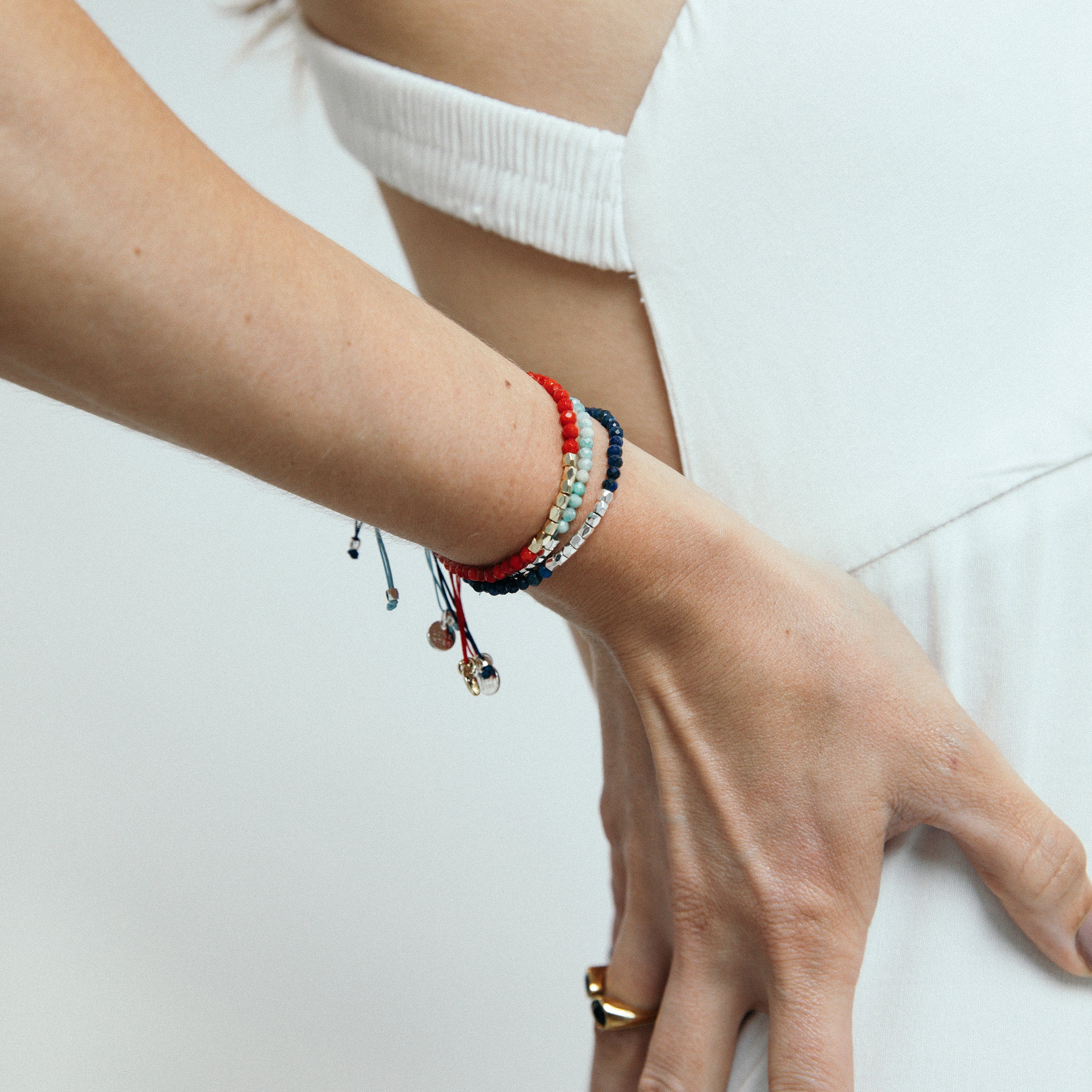 18k yellow gold finish and Coral bracelet - Likah