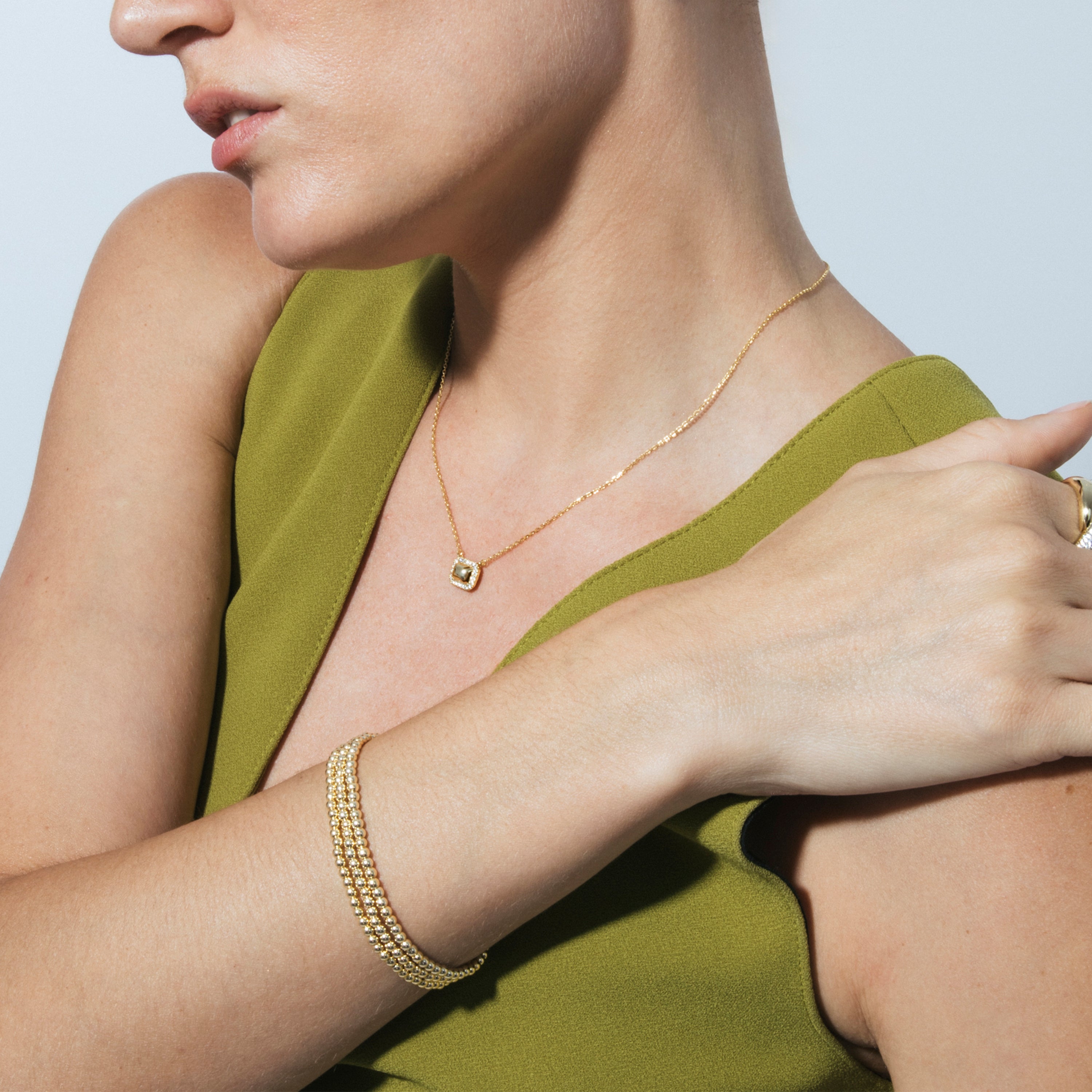 Sparkling Zirconia Bracelet with 18k Yellow Gold Plating - Lalau