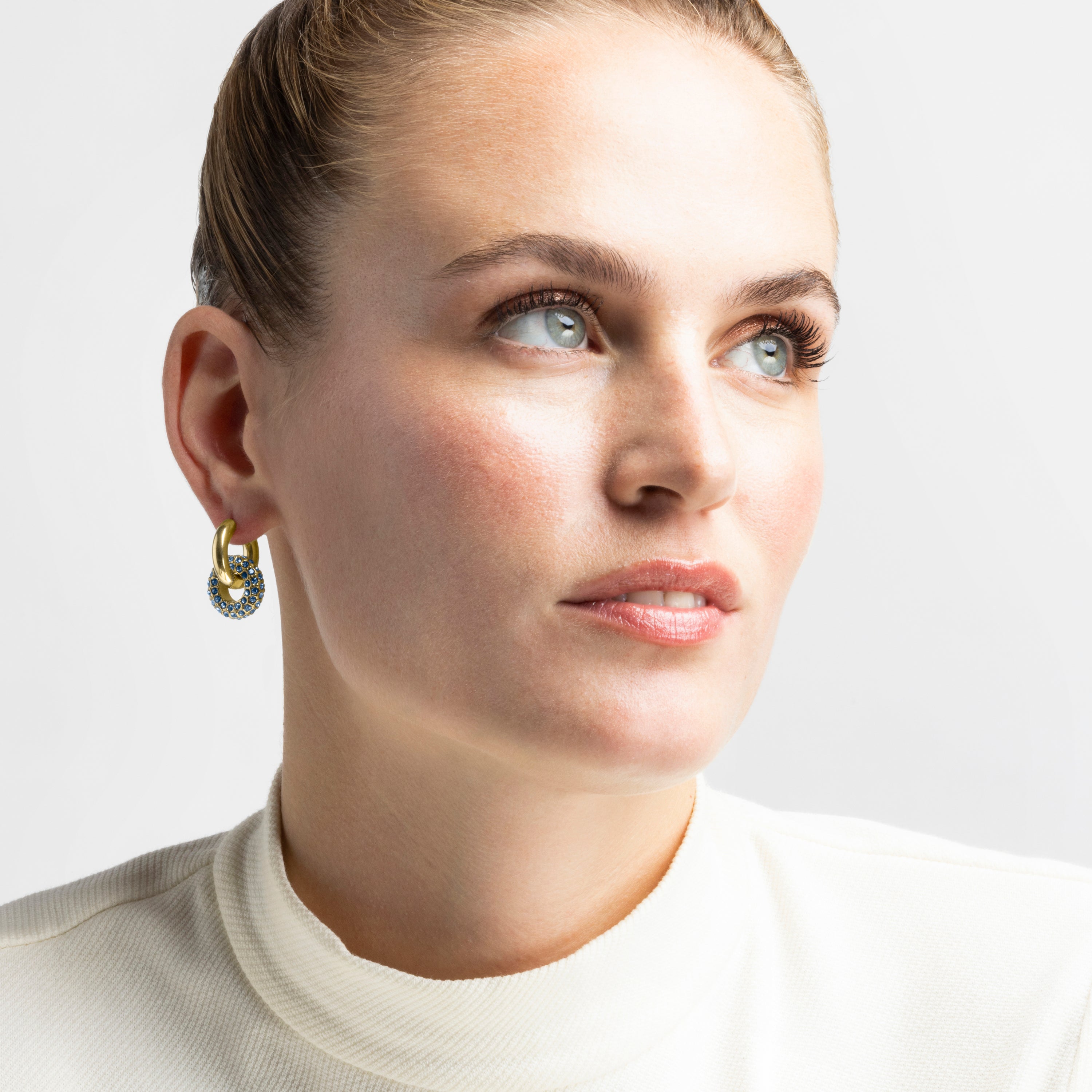 Pendientes con Cristal Azul Oscuro acabado oro 18k - Rawe