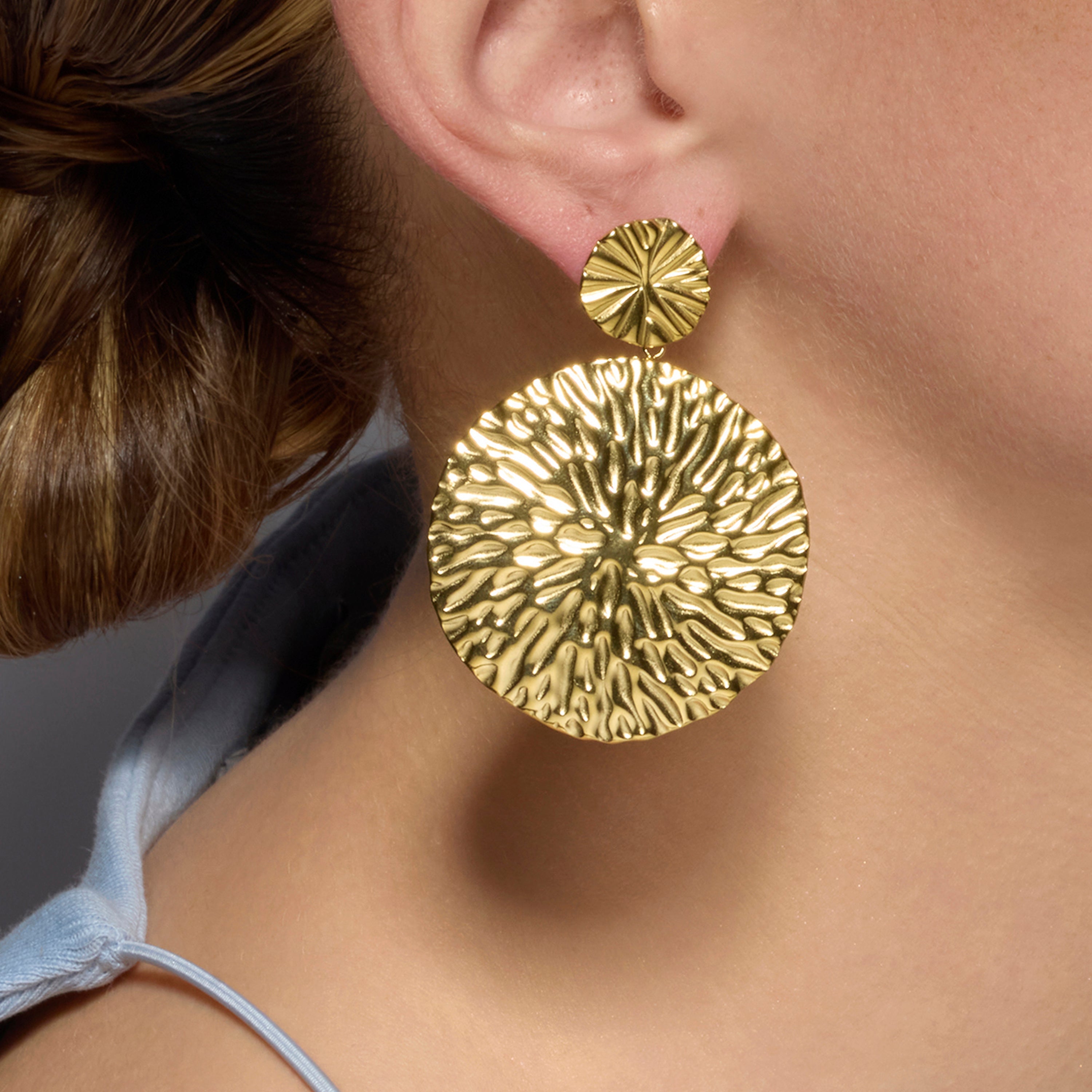 18k yellow gold finish earrings - Wiseya