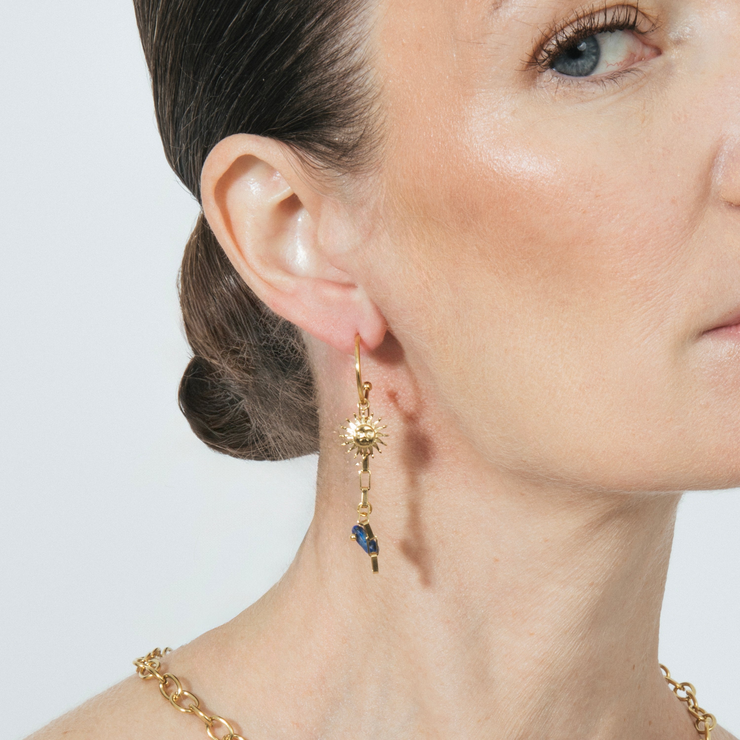 18k Yellow Gold Finish Blue Crystal Drop Earrings - Gud