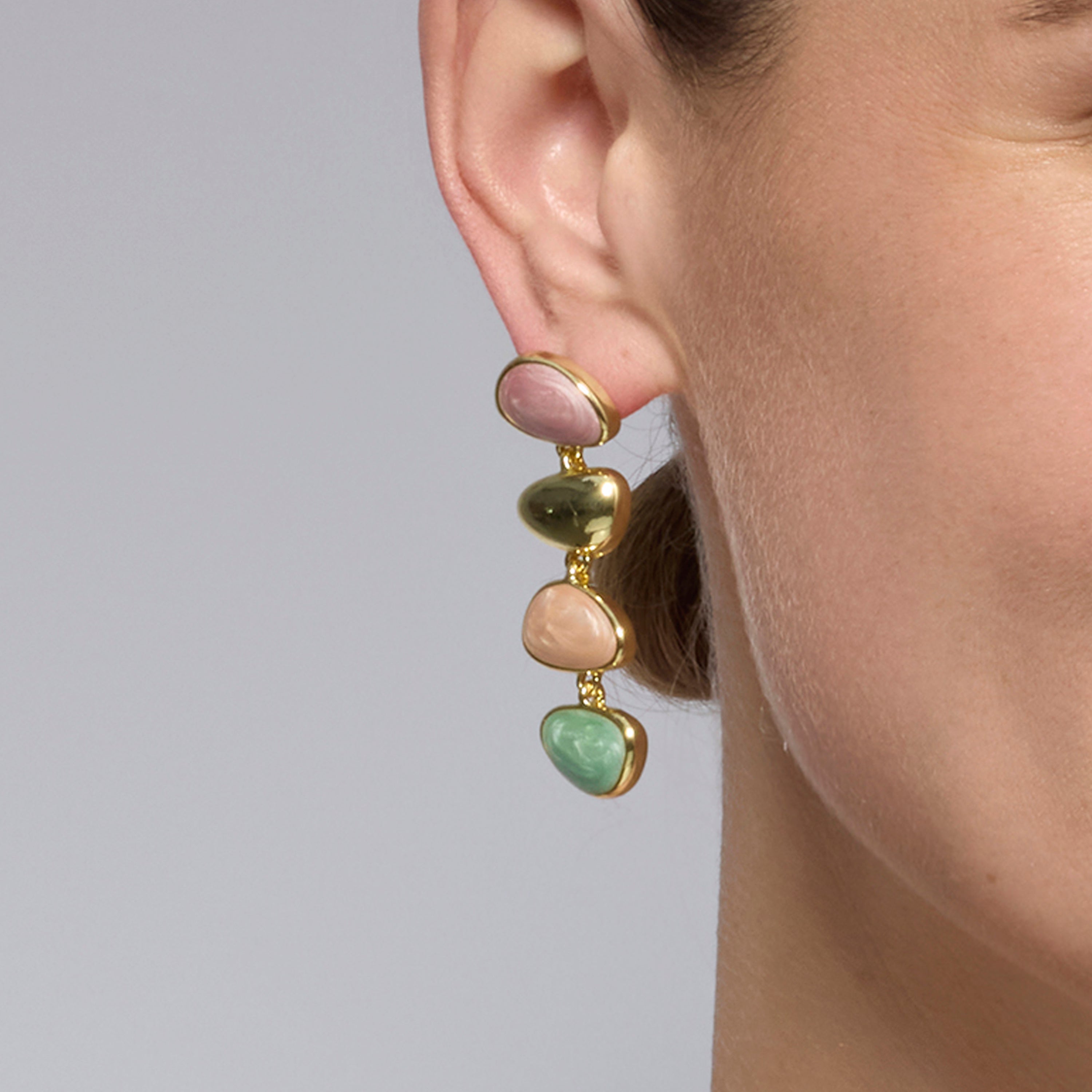 Brincos com acabamento em ouro amarelo 18k e Lacado Multicolorido - Bolhy