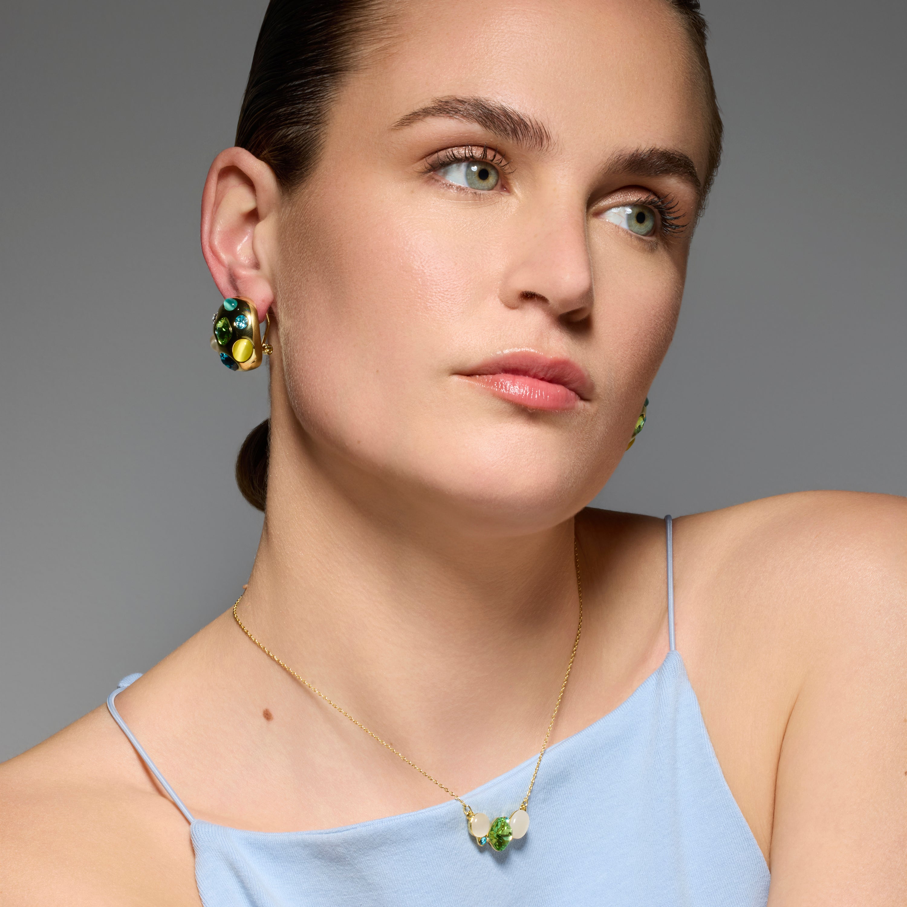 Brincos banhados a ouro amarelo 18k e Cristal Multicolorido - Alik