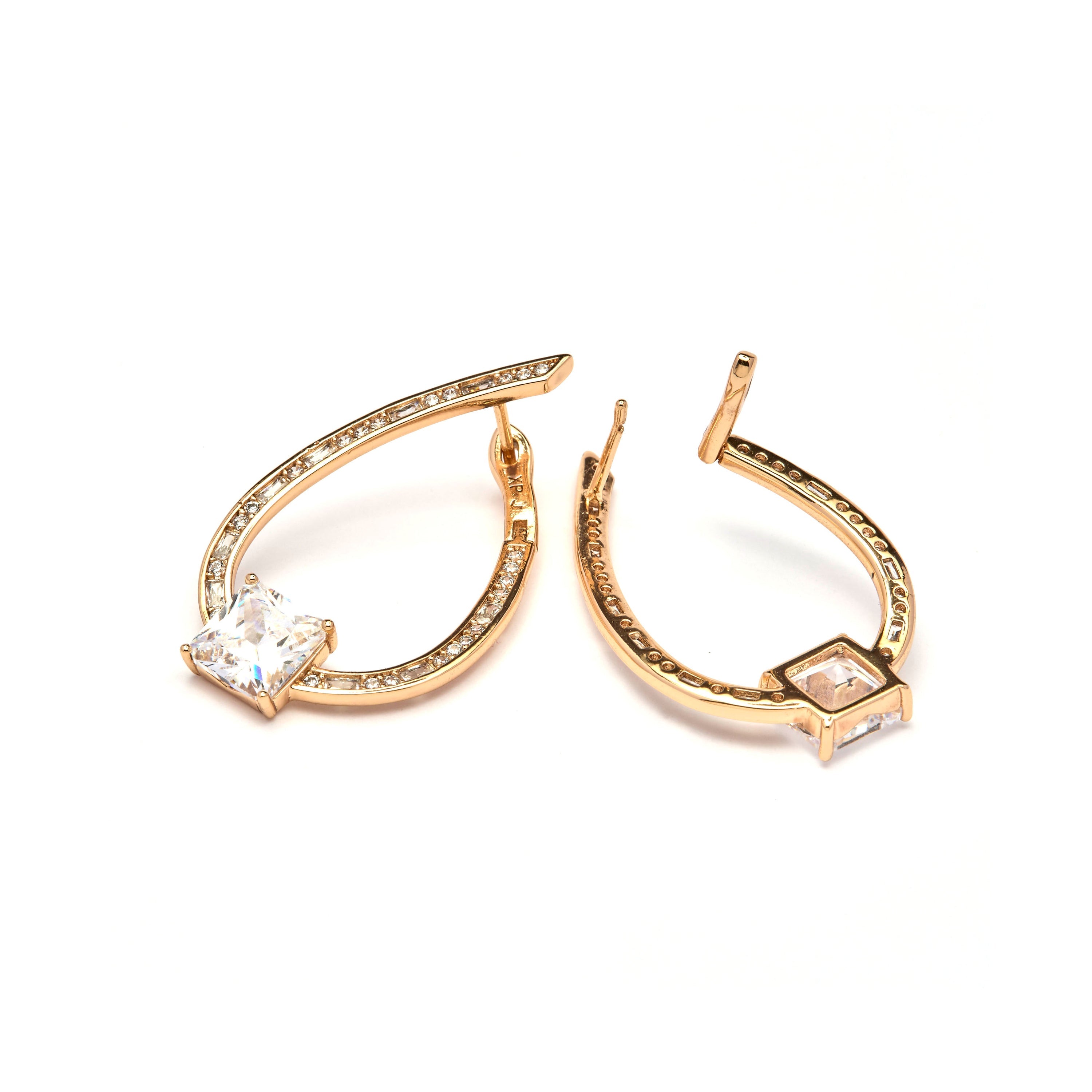 18k Yellow Gold Plated Brilliant Zirconia Stud Earrings - Shuasin