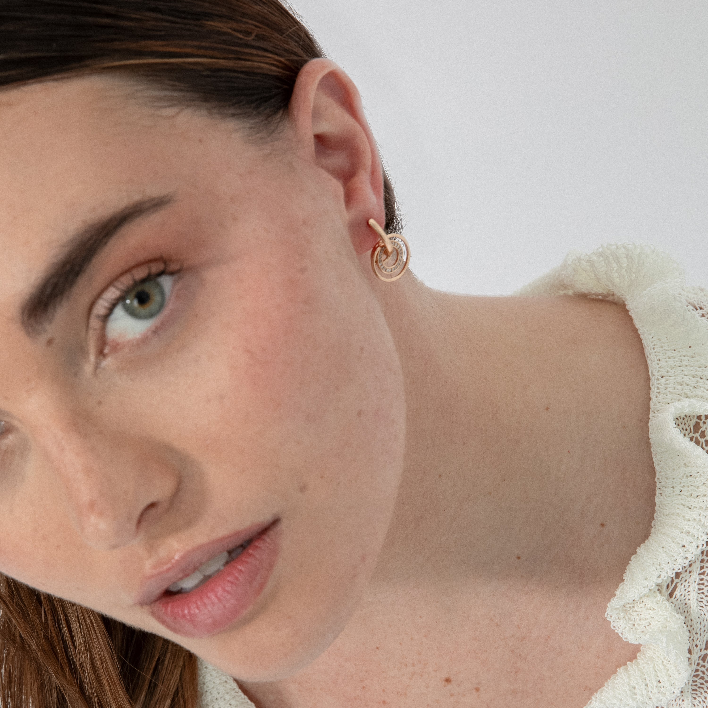 18k Yellow Gold Plated Brilliant Zirconia Stud Earrings - Zuryde