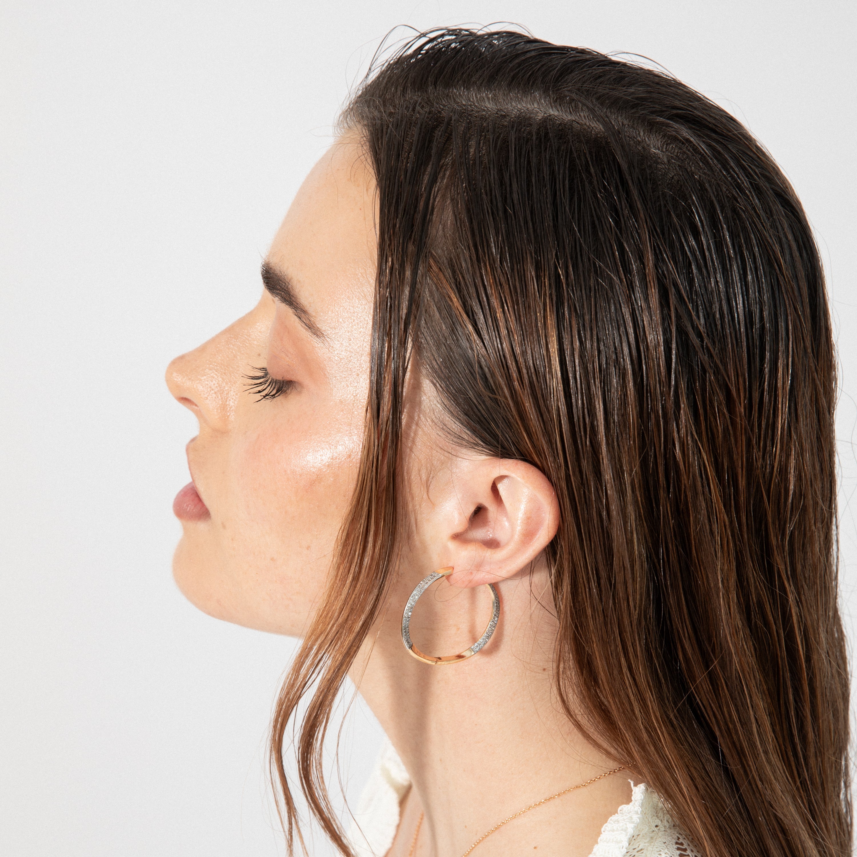 Pendientes de Circonita Brillante acabado en oro amarillo de 18k - Dakrim