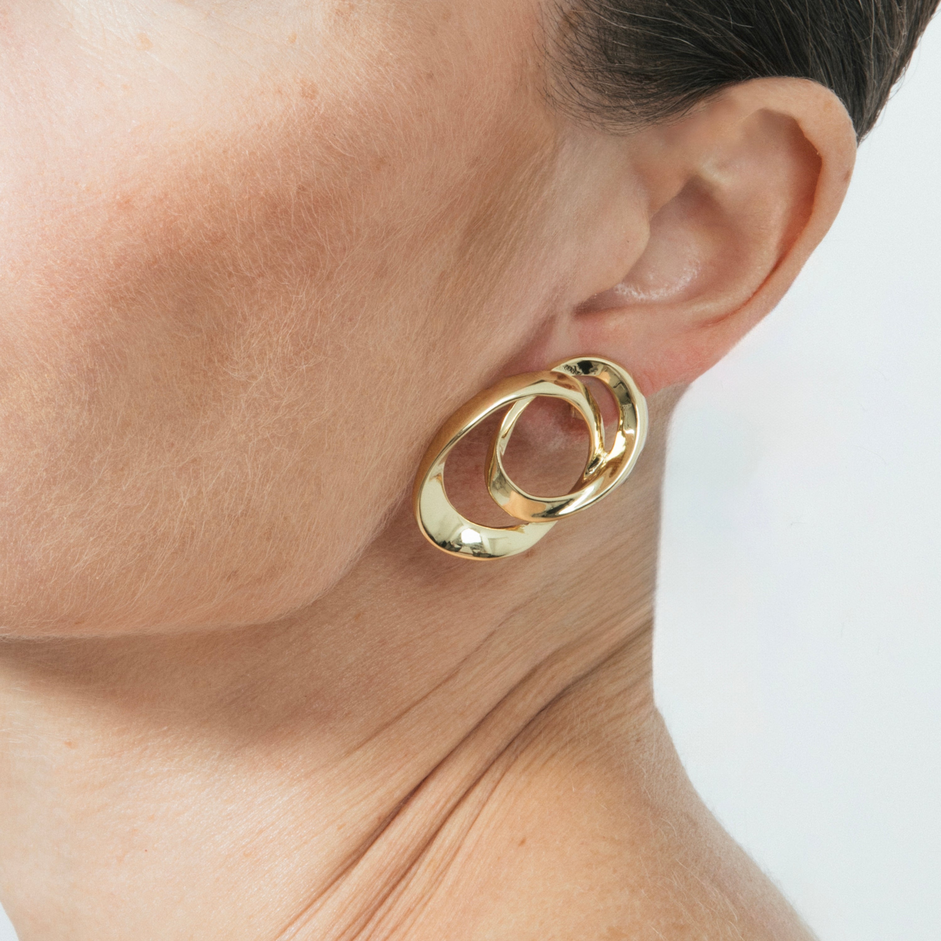 Pendientes acabado en oro amarillo 18k - Akor