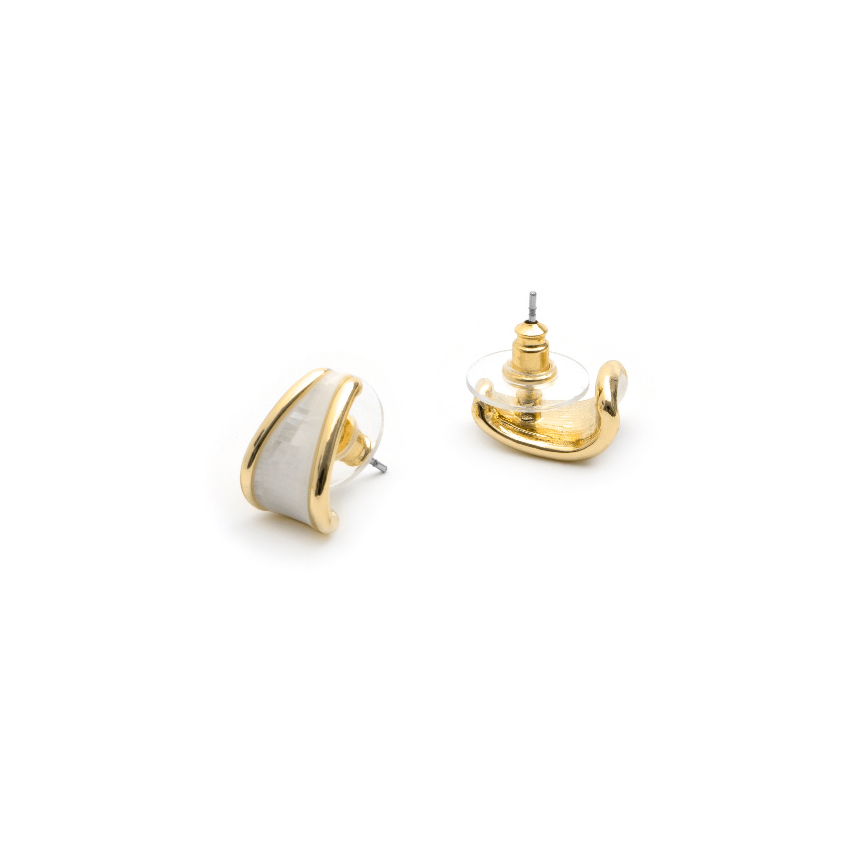 White Mother-of-Pearl Earrings in 18k Yellow Gold - Lilu