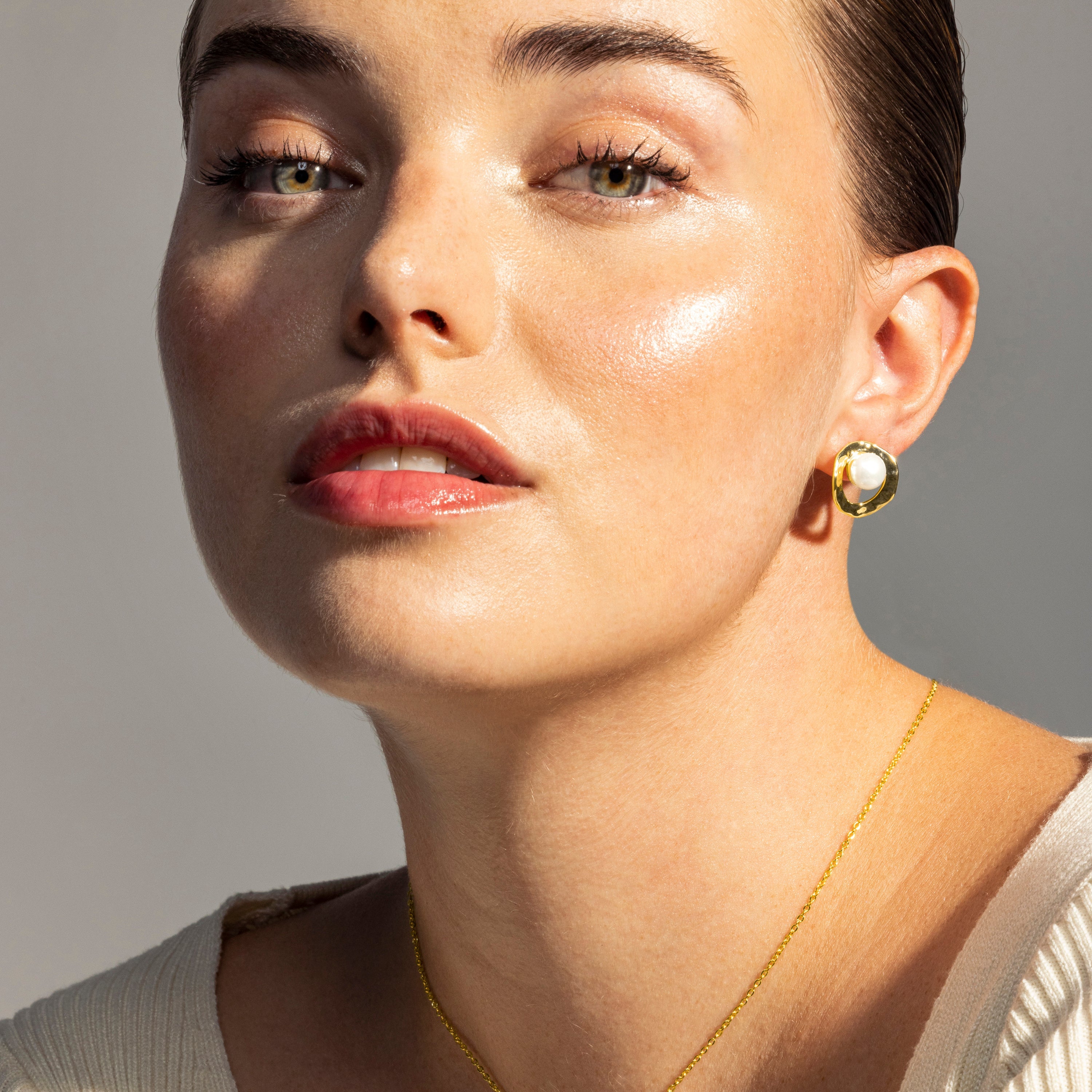18K yellow gold-finished earrings - Jaya