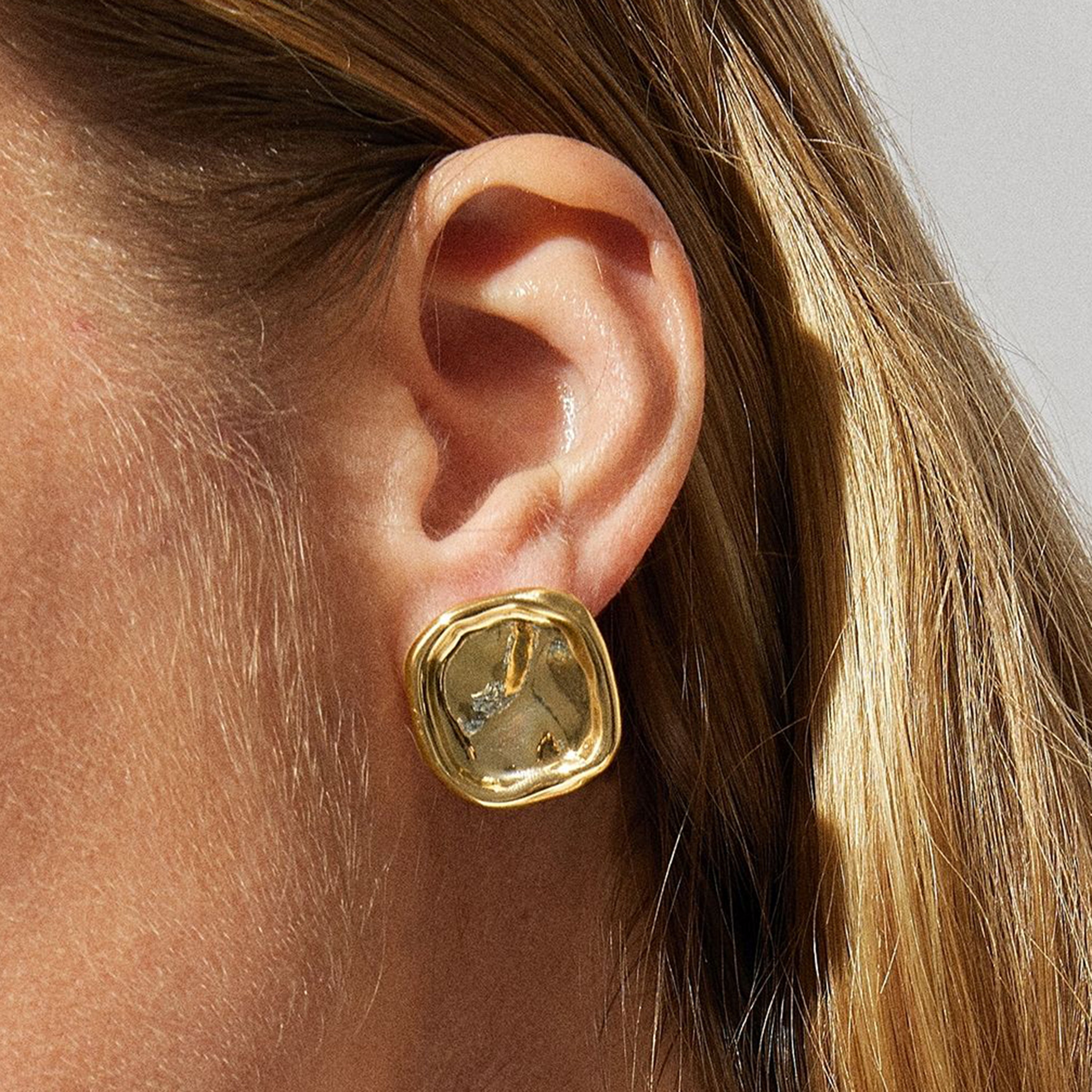 Pendientes acabados en oro amarillo de 18K - Syl