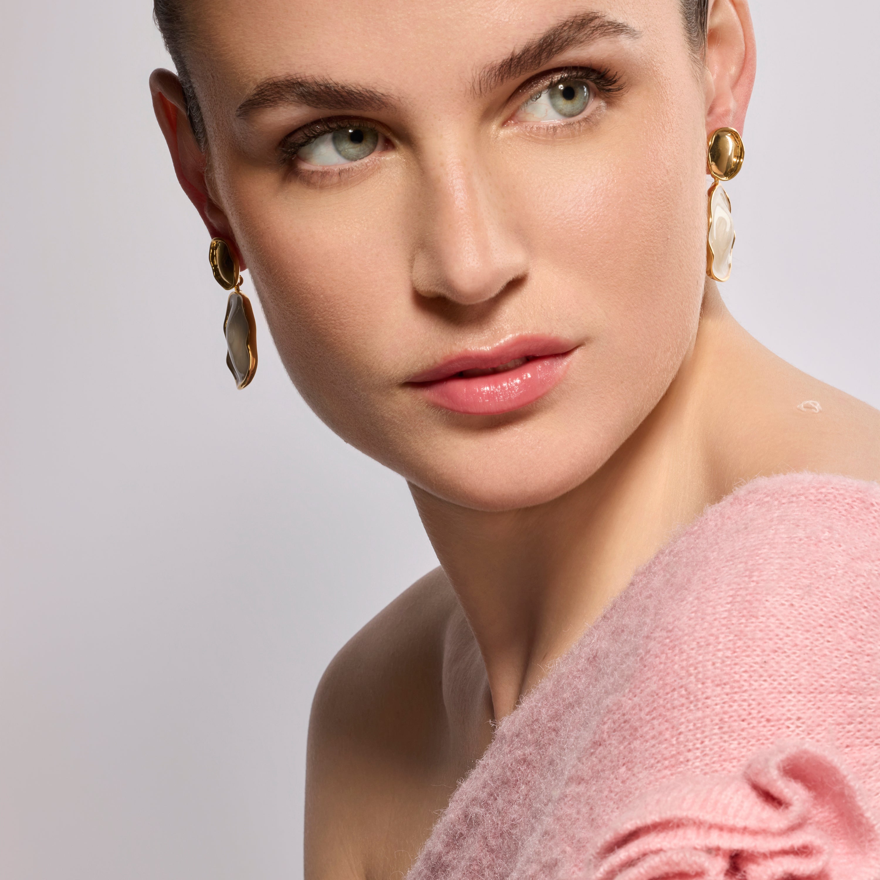 18k Yellow Gold Finish and White Lacquer Earrings - Talorzi