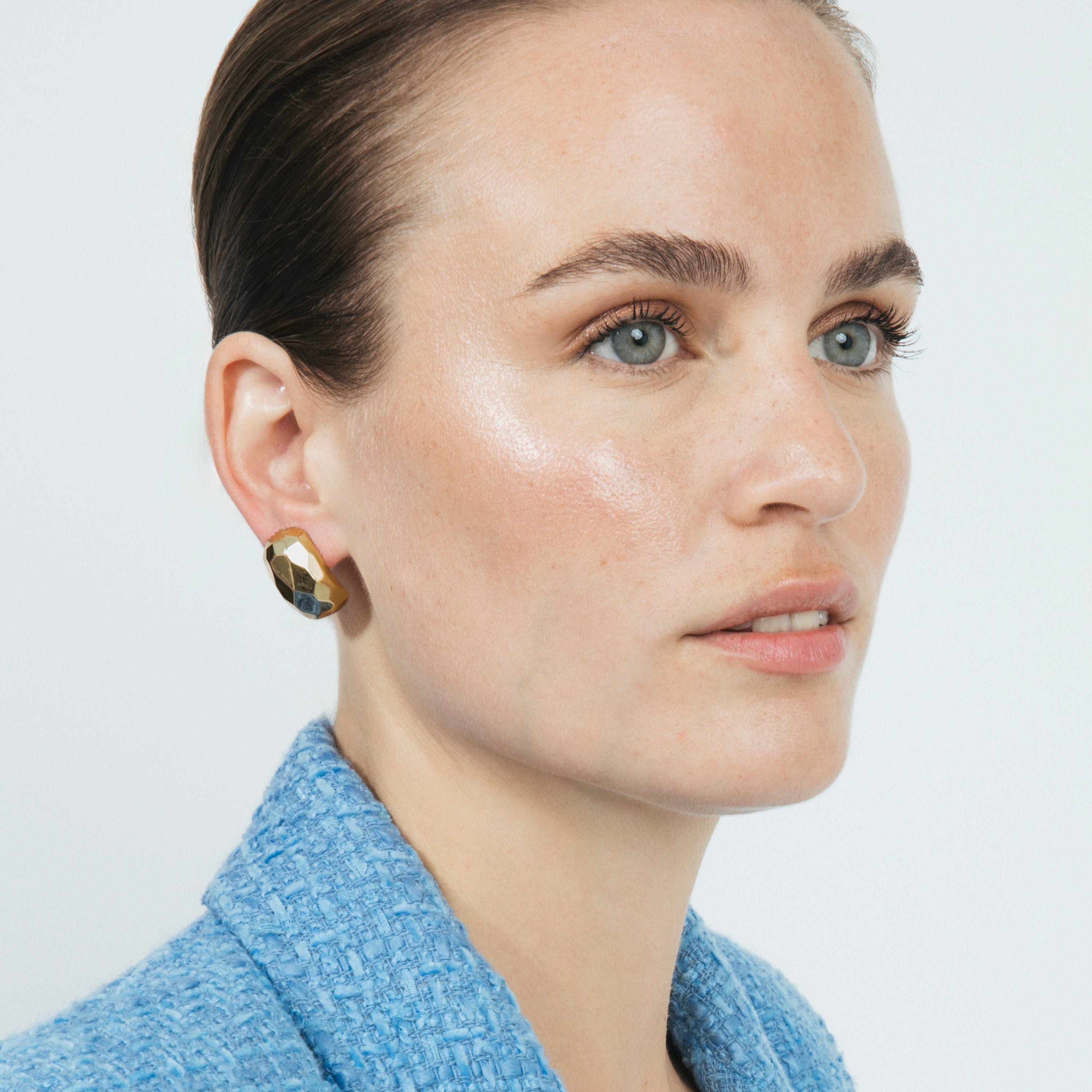 Pendientes acabado en oro amarillo 18k - Sarie