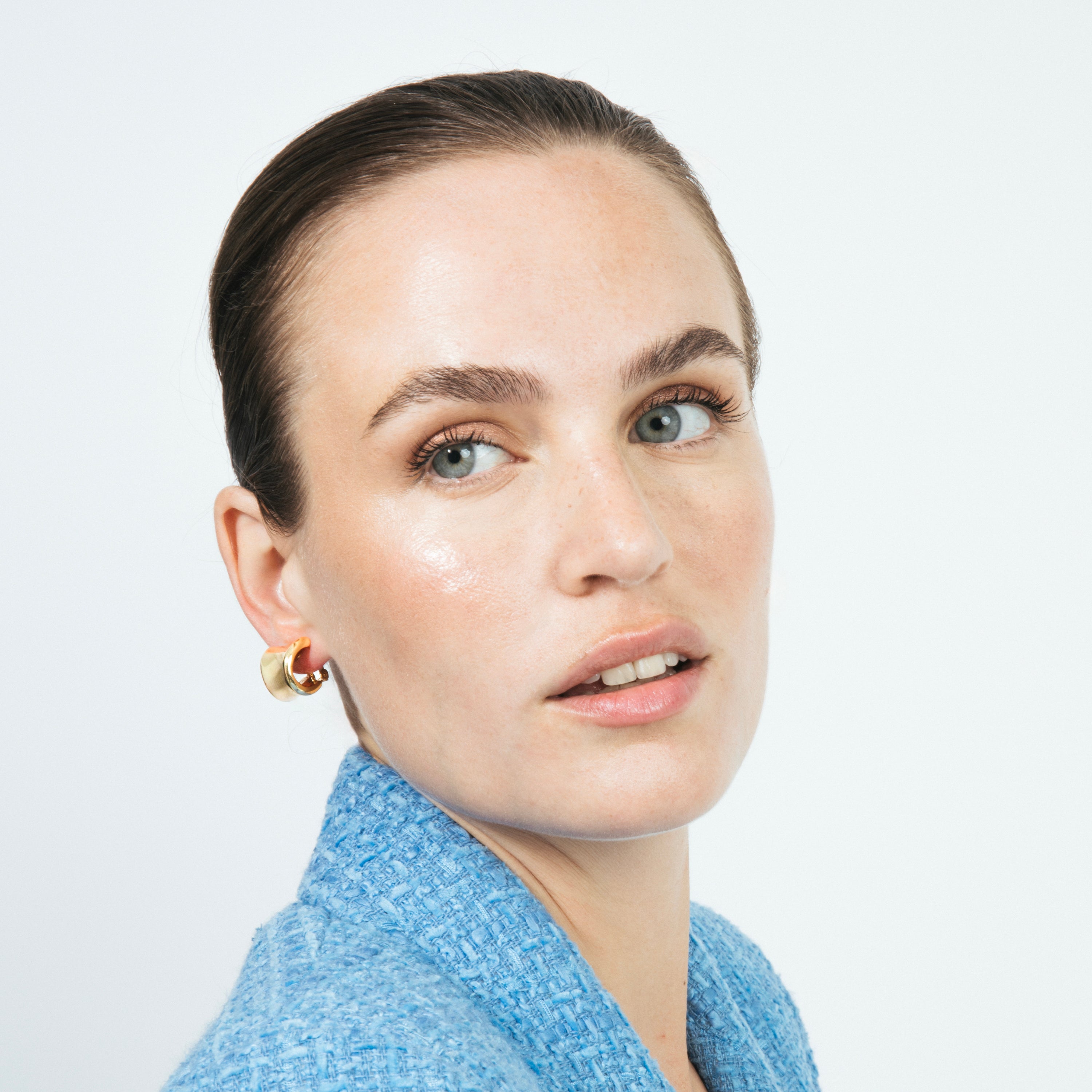 18k yellow gold finish earrings - Waze