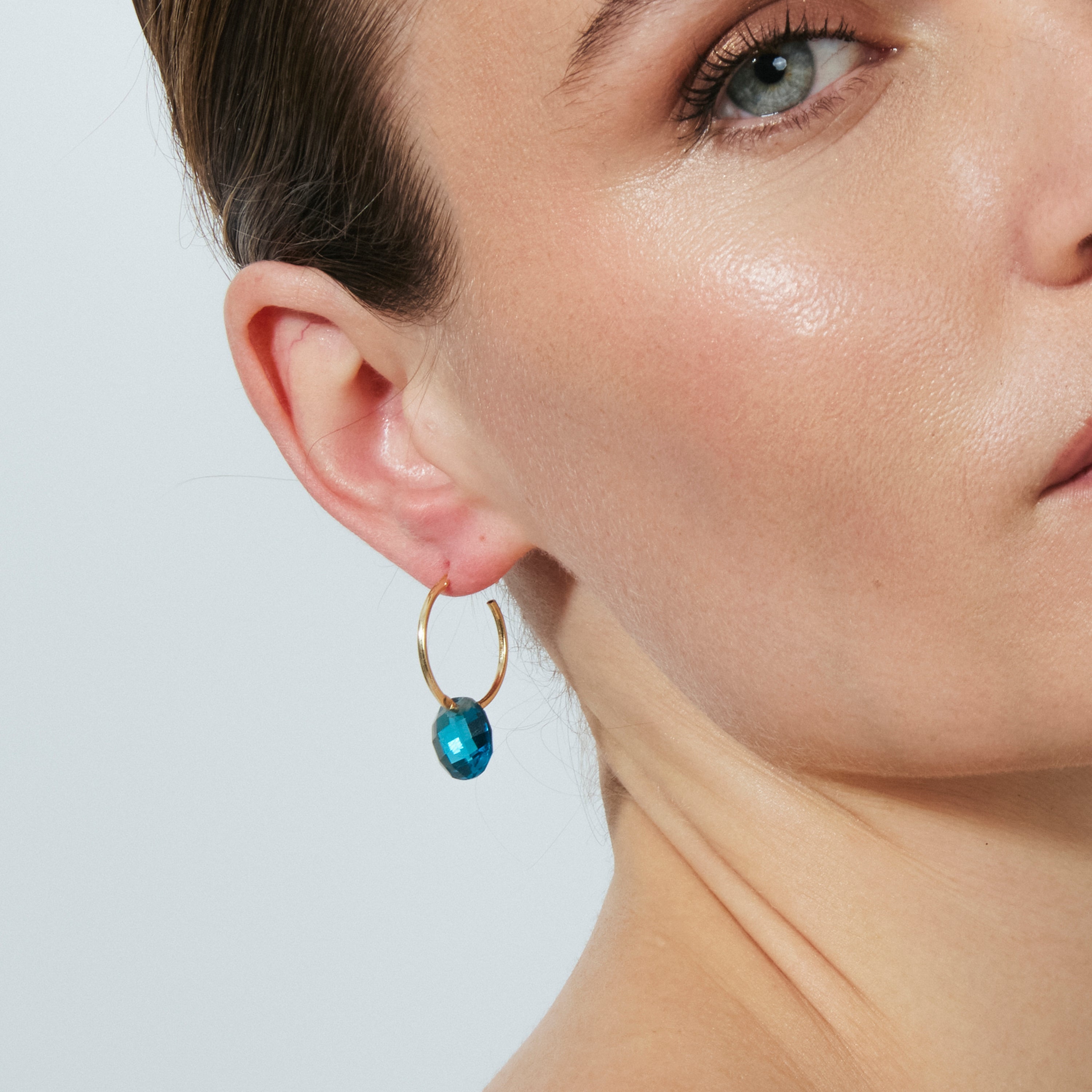 Pendientes de Cuarzo Hidrotermal Lapislazuli acabado en oro amarillo de 18k - Jafam
