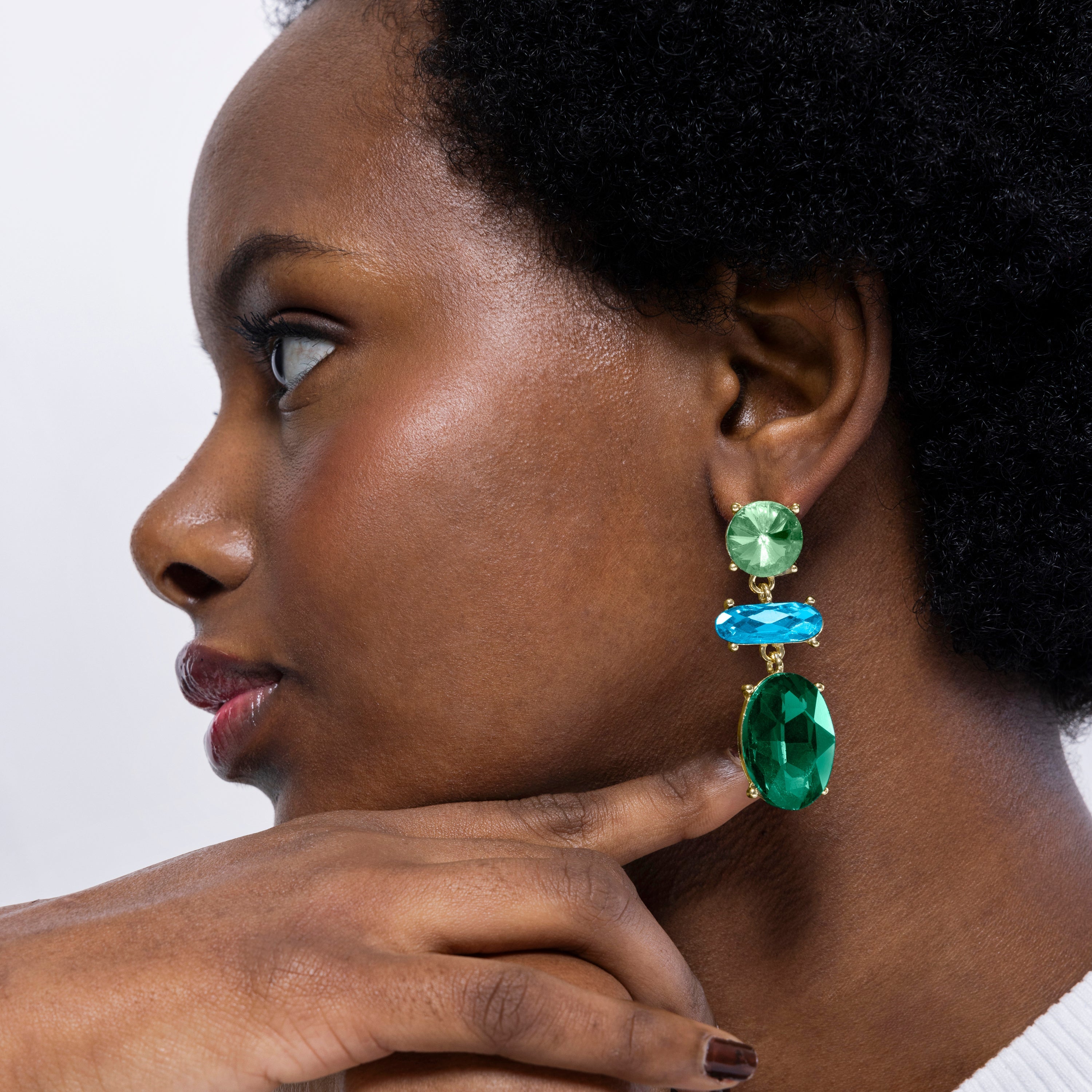 Green Crystal Earrings finished in 18K yellow gold - Mekon