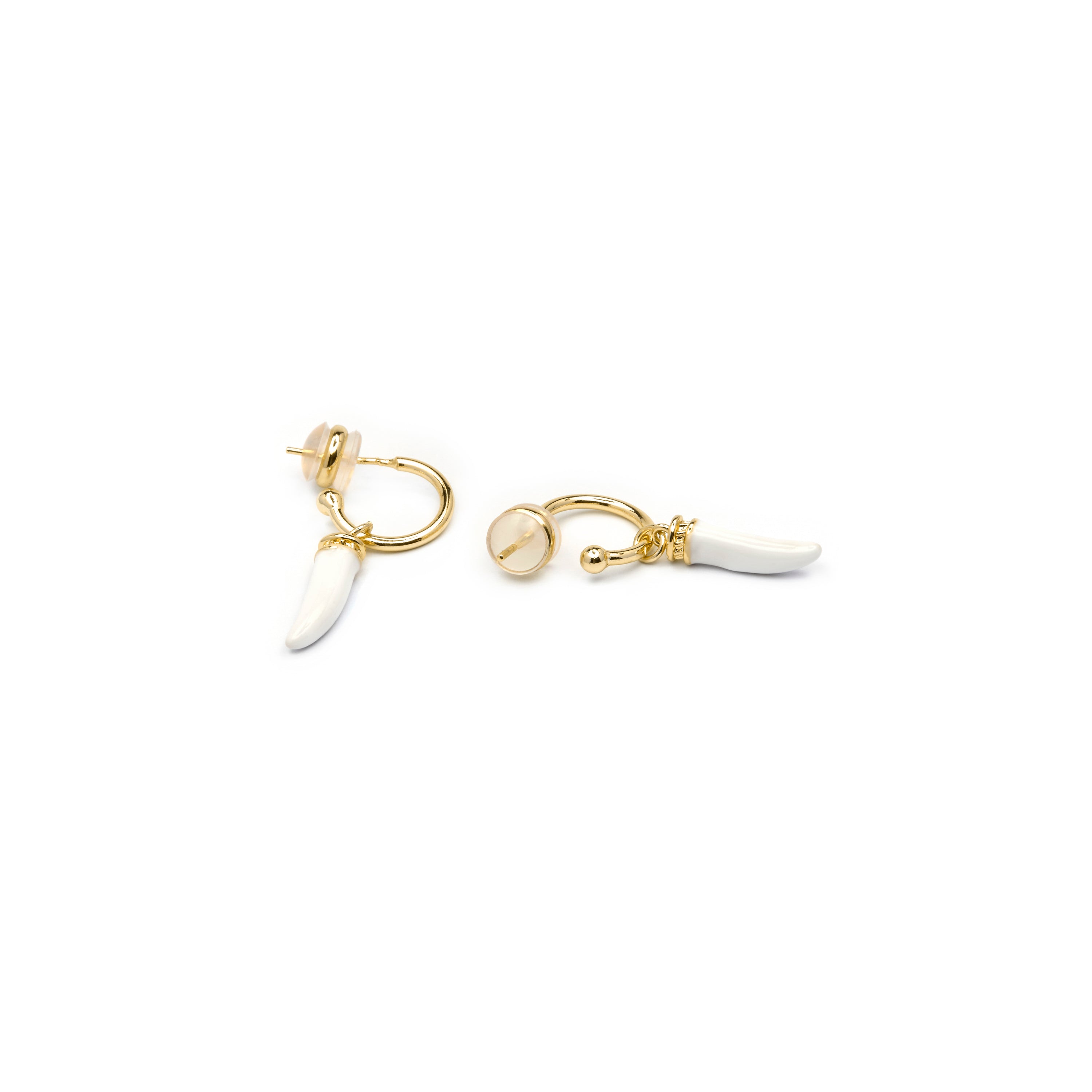 Brincos com acabamento em ouro amarelo 18k e Resina Creme - Khira
