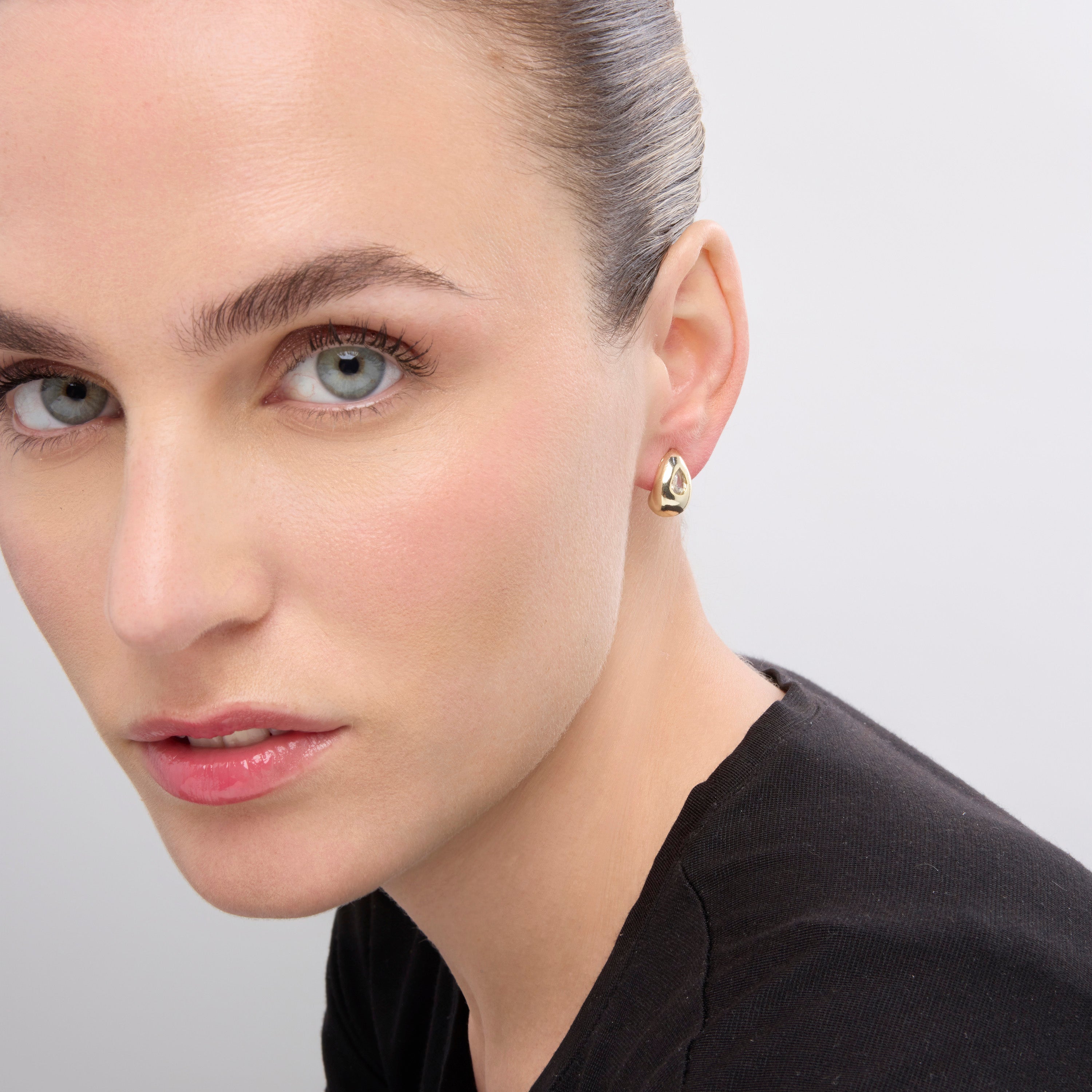 18k yellow gold finish earrings with brilliant zirconia - Garai