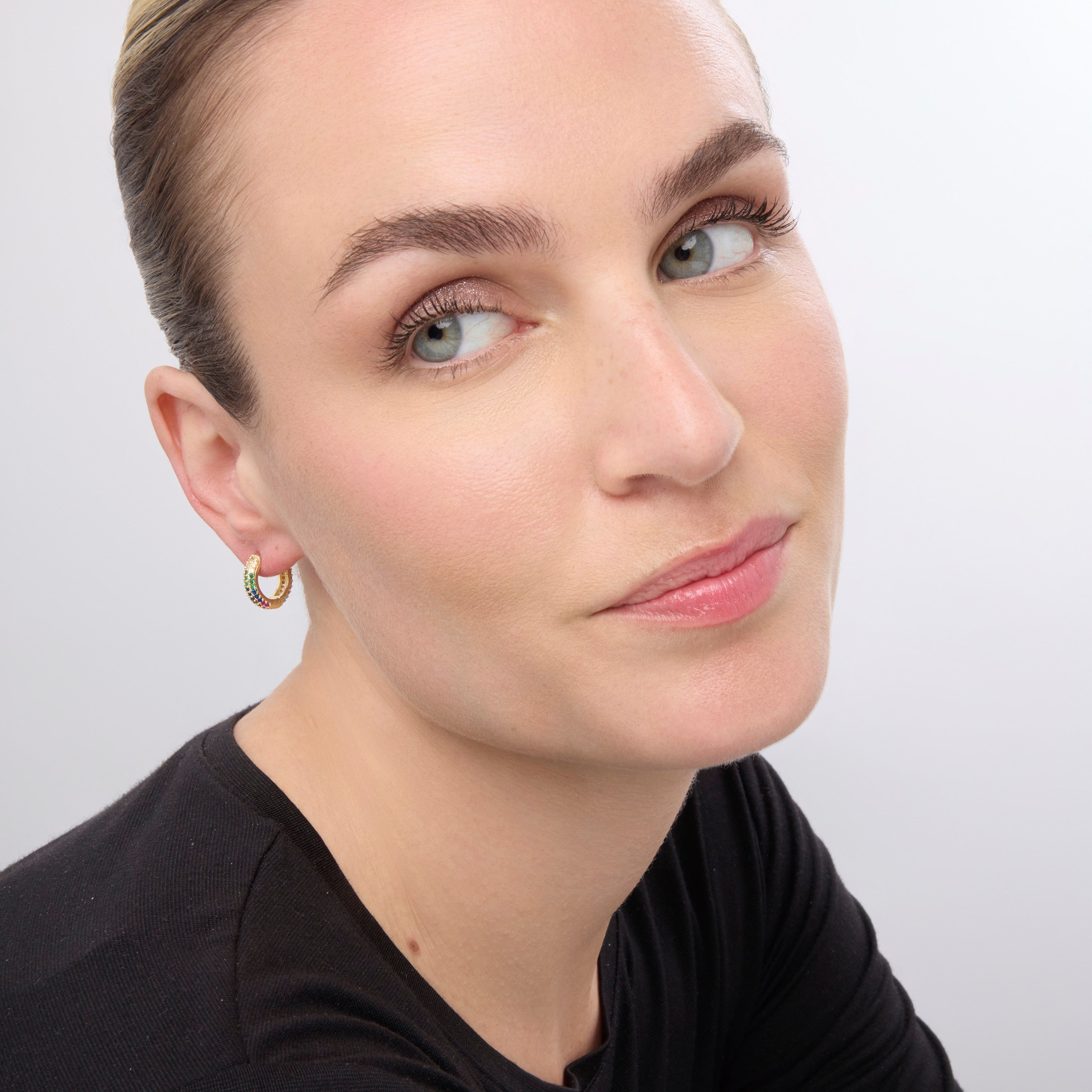 9mm diameter 18k Yellow Gold plated earrings with Multicolor cubic zirconia - Lesrat