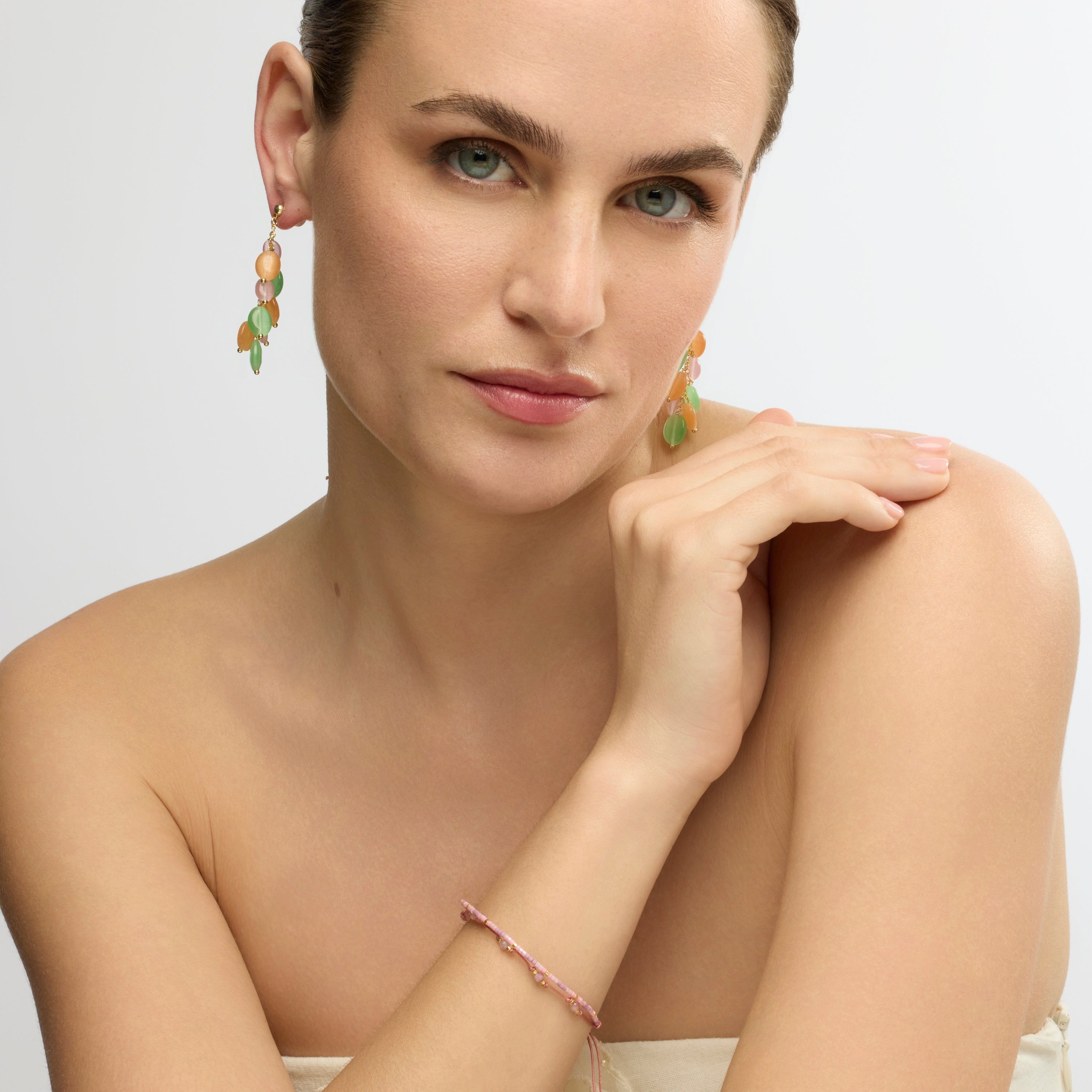 18k yellow gold finish earrings with multicolored cat&amp;#39;s eye - Gorai