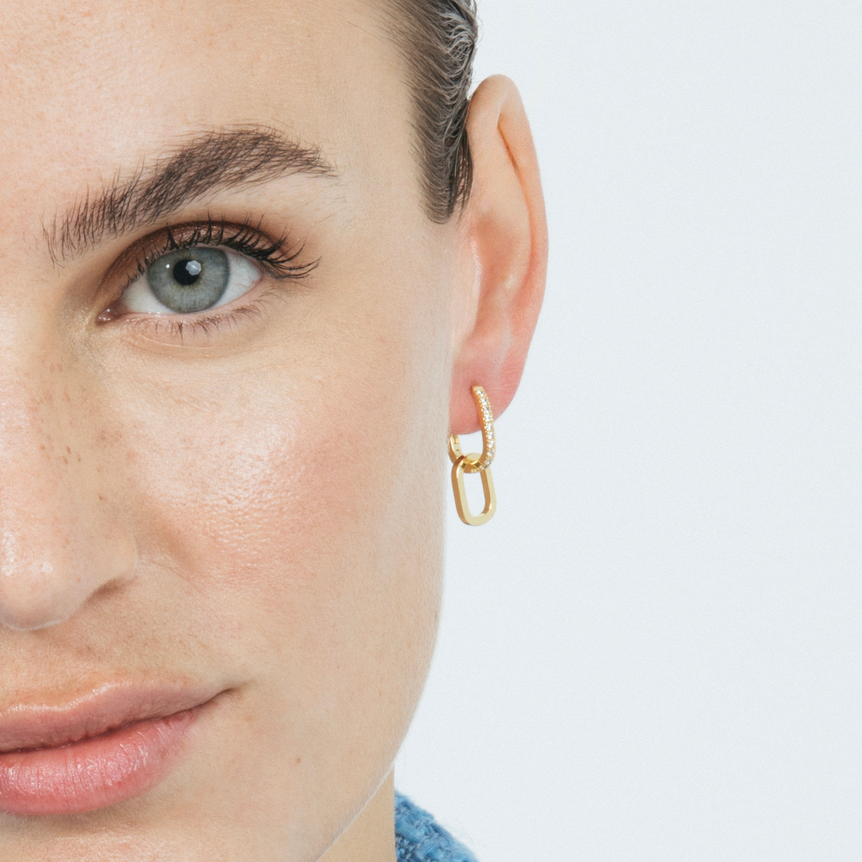 18k Yellow Gold Plated Earrings - Thuja