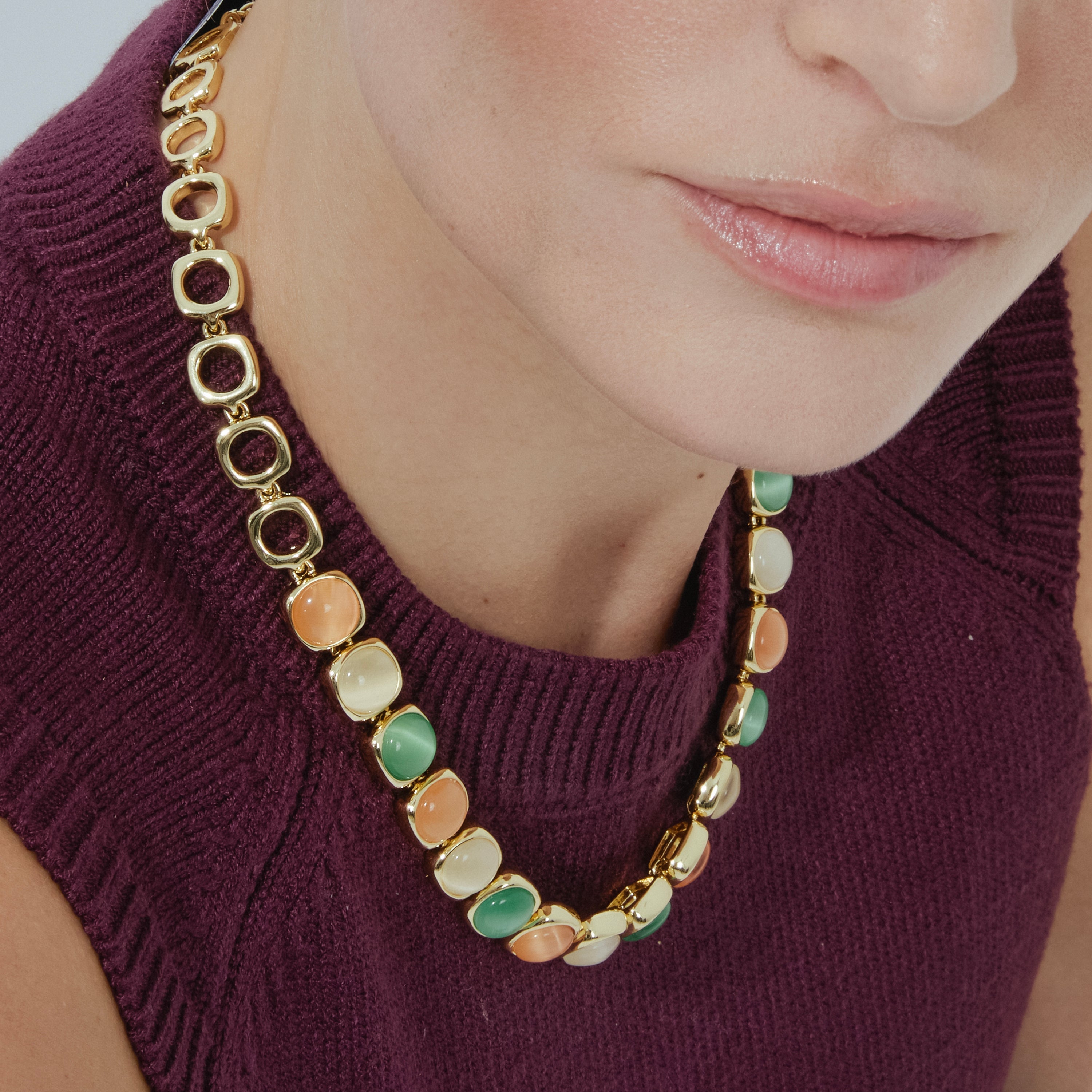Colar com Olho de Gato Multicolorido com acabamento em ouro 18k - Shureo