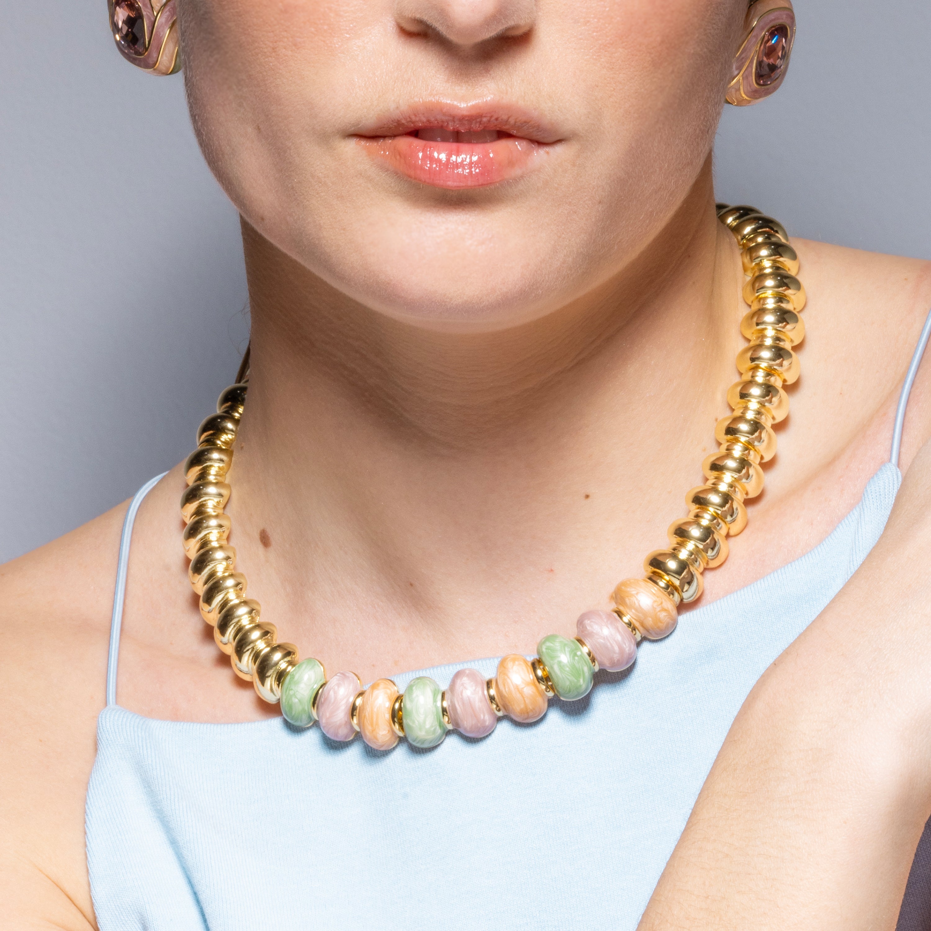 Ismaly Violet Resin Necklace with 18k Yellow Gold Finish