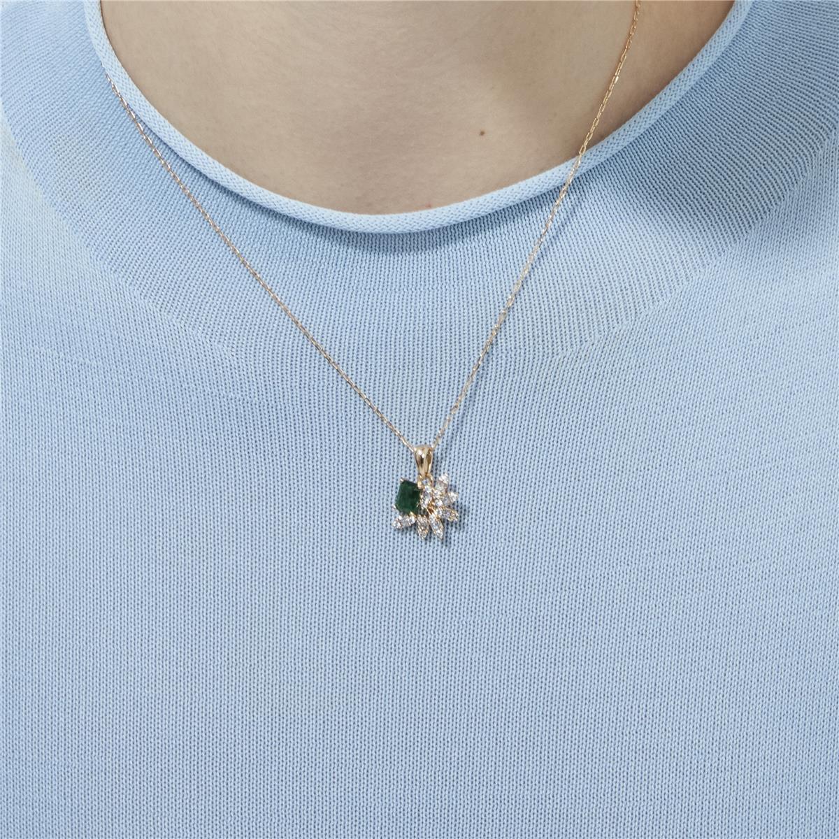 18k yellow gold-finished Emerald Zircon Necklace - Juveio