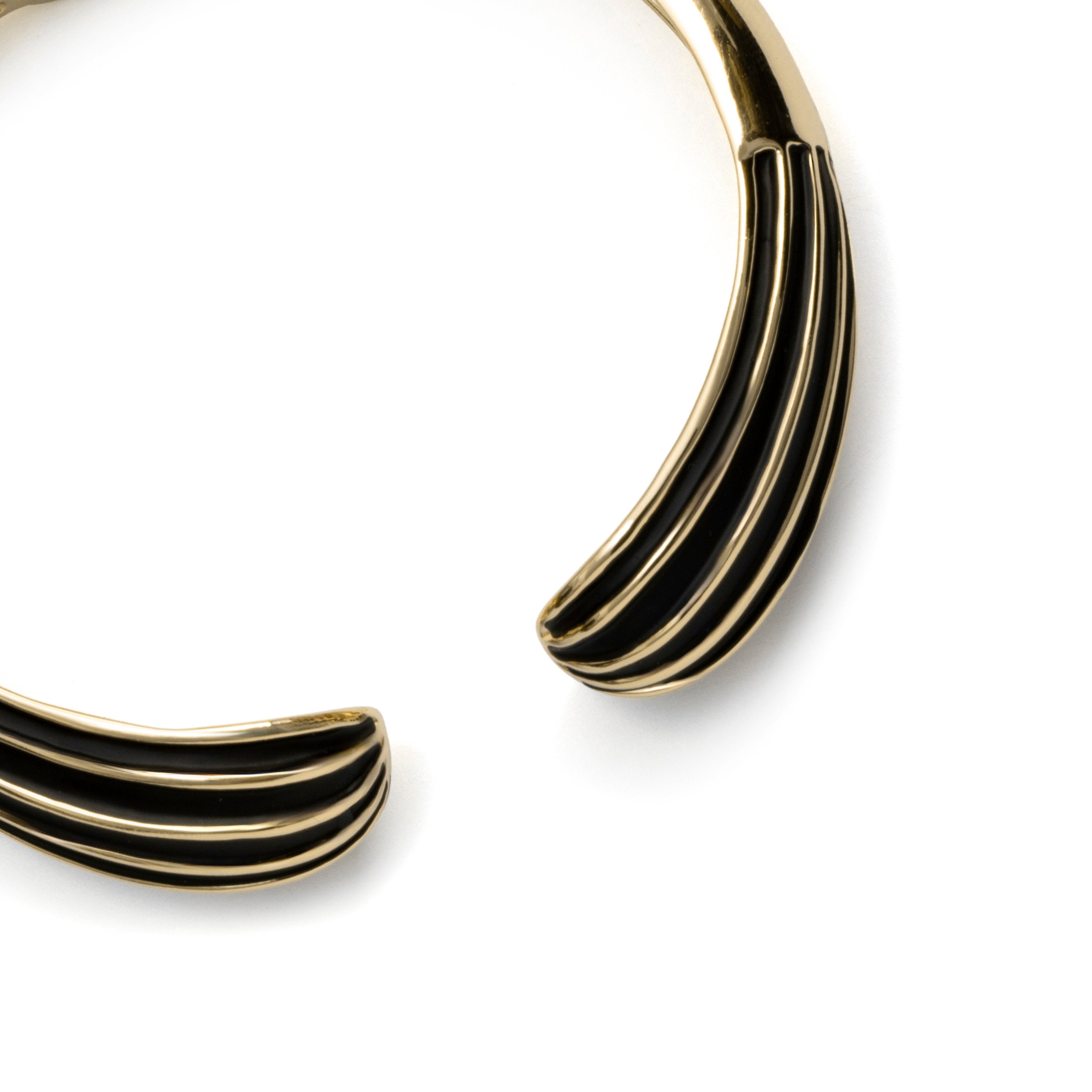 Collar de Lacado Negro acabado en oro amarillo de 18k - Belin
