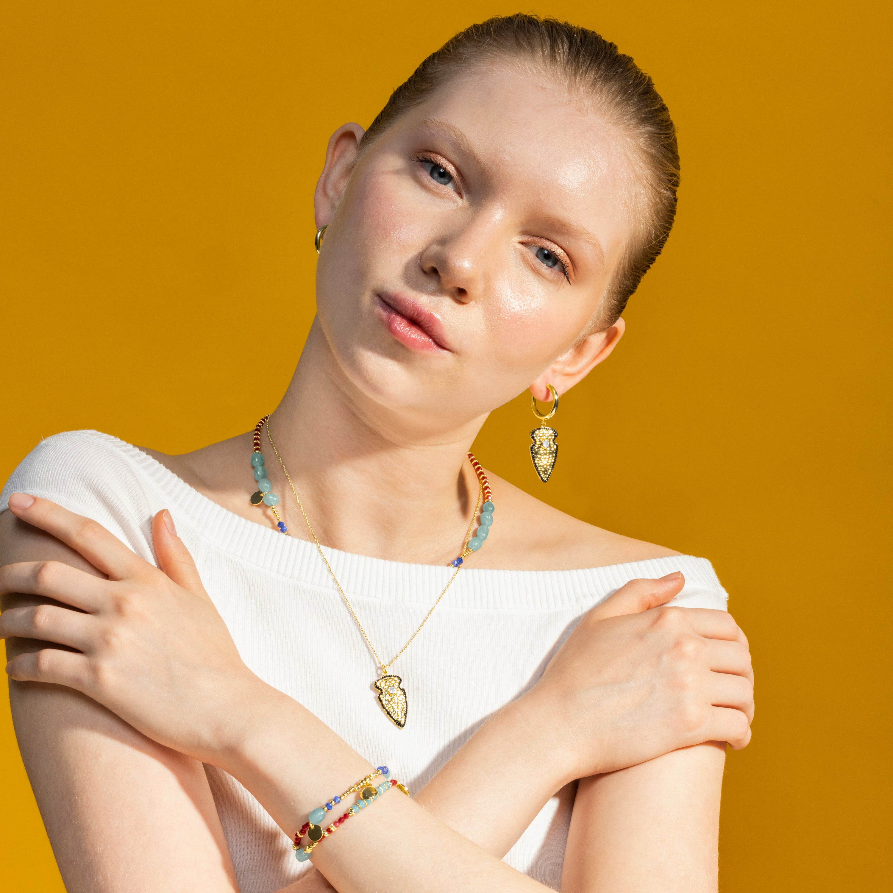 Necklace with brilliant zirconia, 18k gold finish - Otla