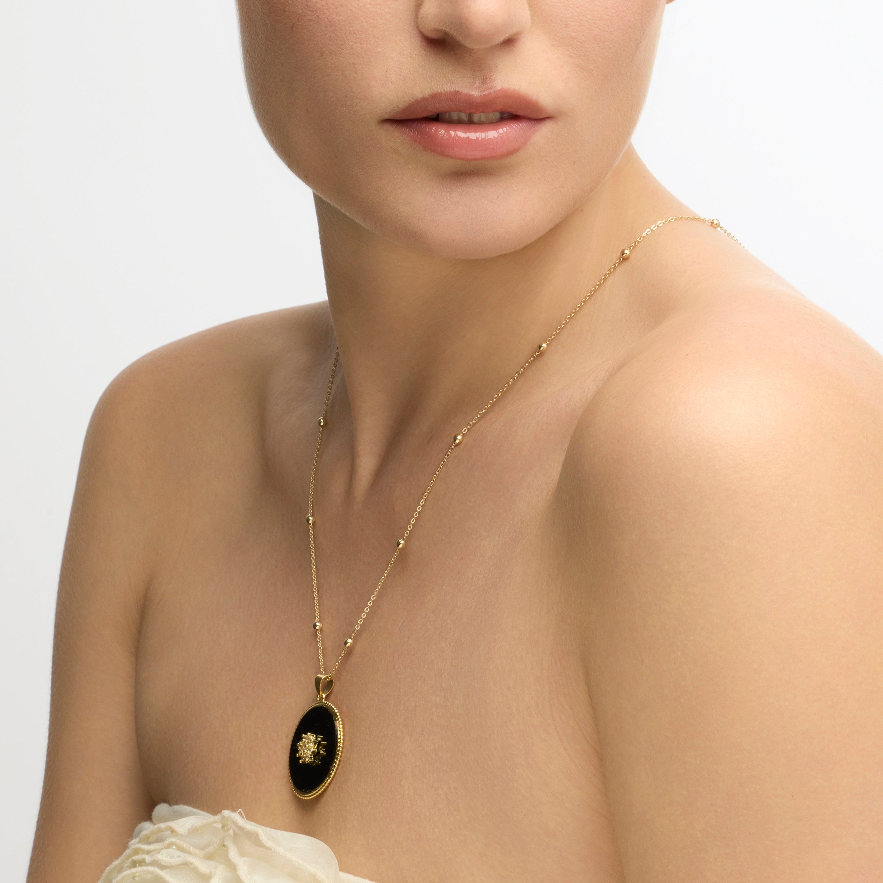 Collar acabado oro amarillo de 18k y Cuarzo Hidrotermal Onix - Salks