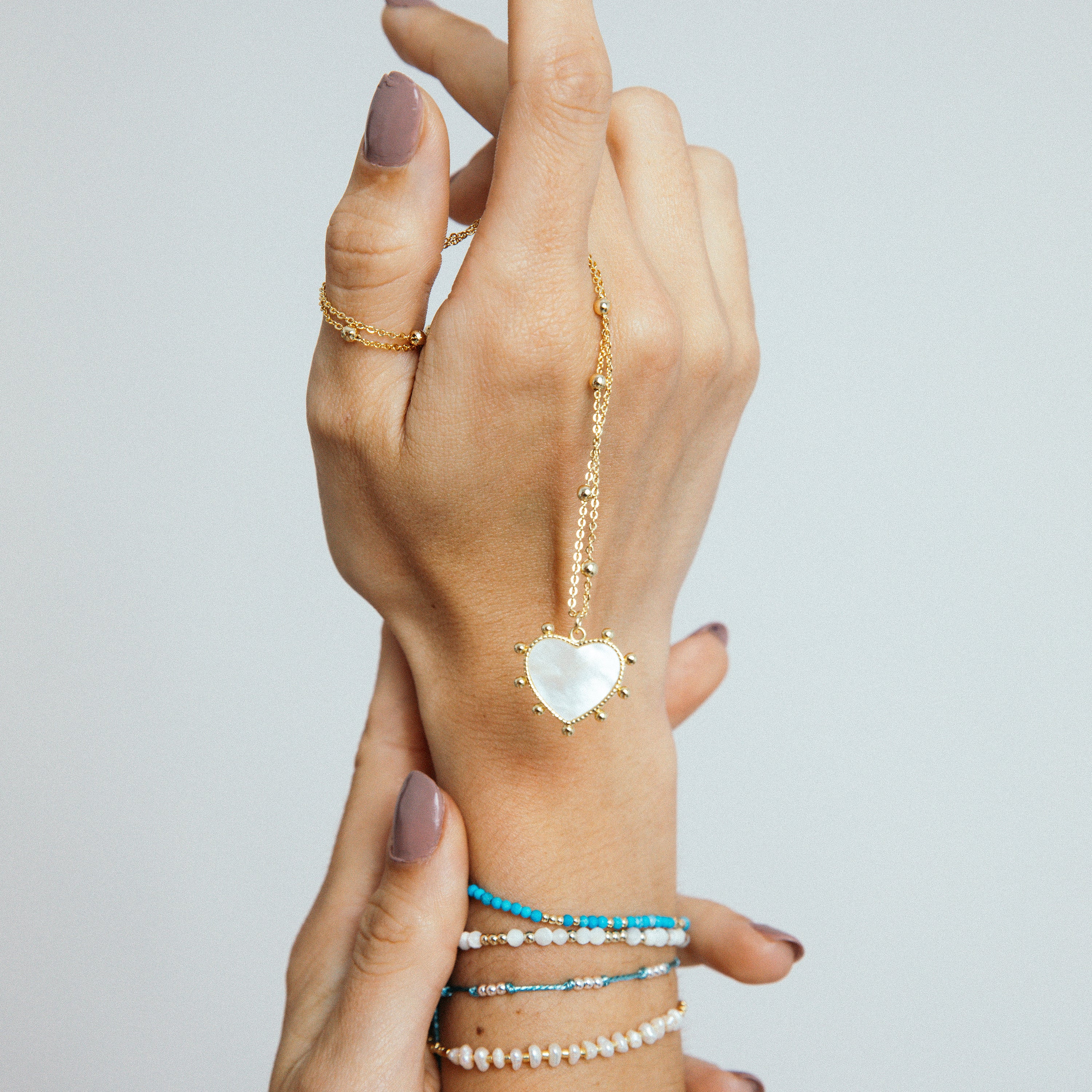 18k yellow gold and white mother-of-pearl necklace - Marloi