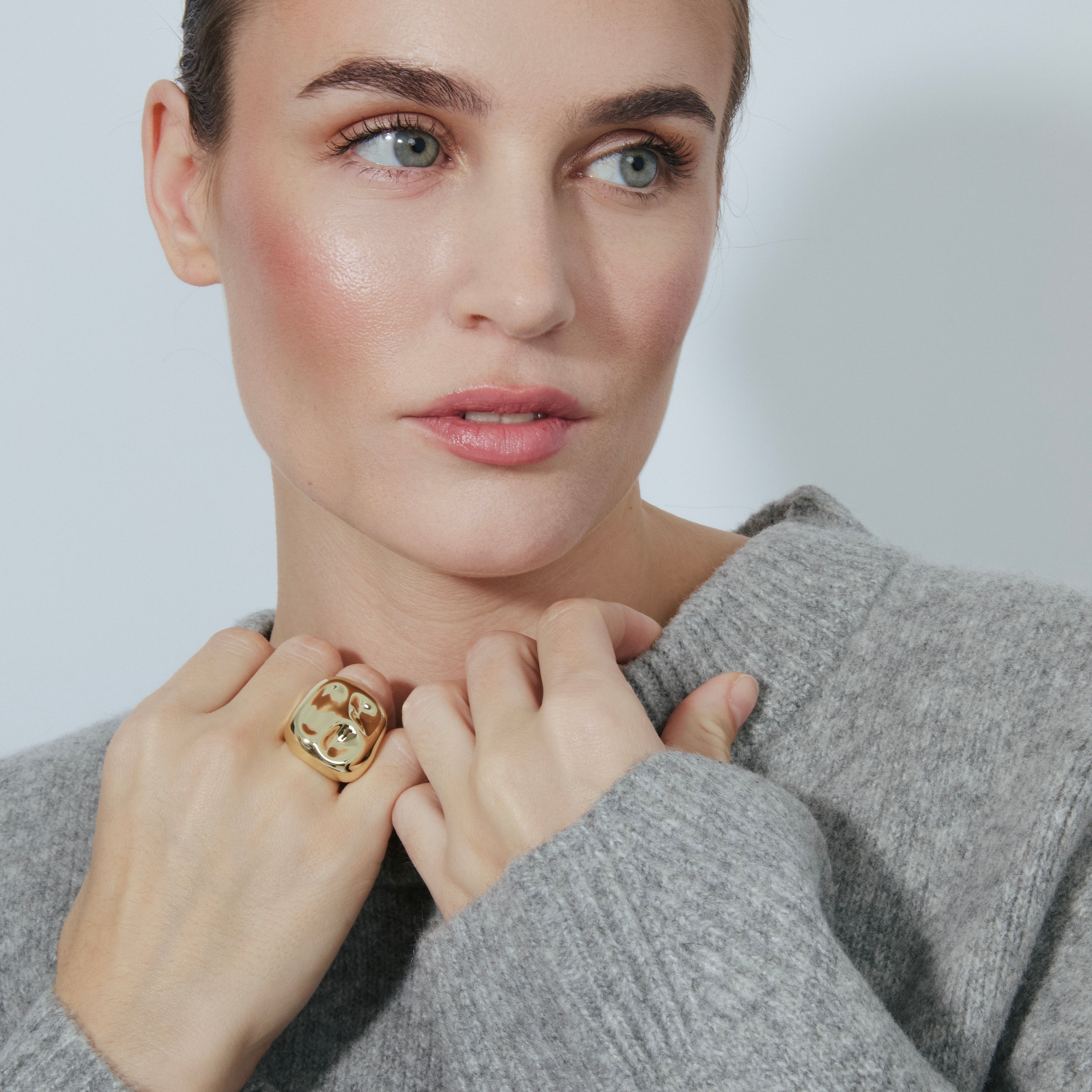 18K Yellow Gold Plated Ring - Fioak