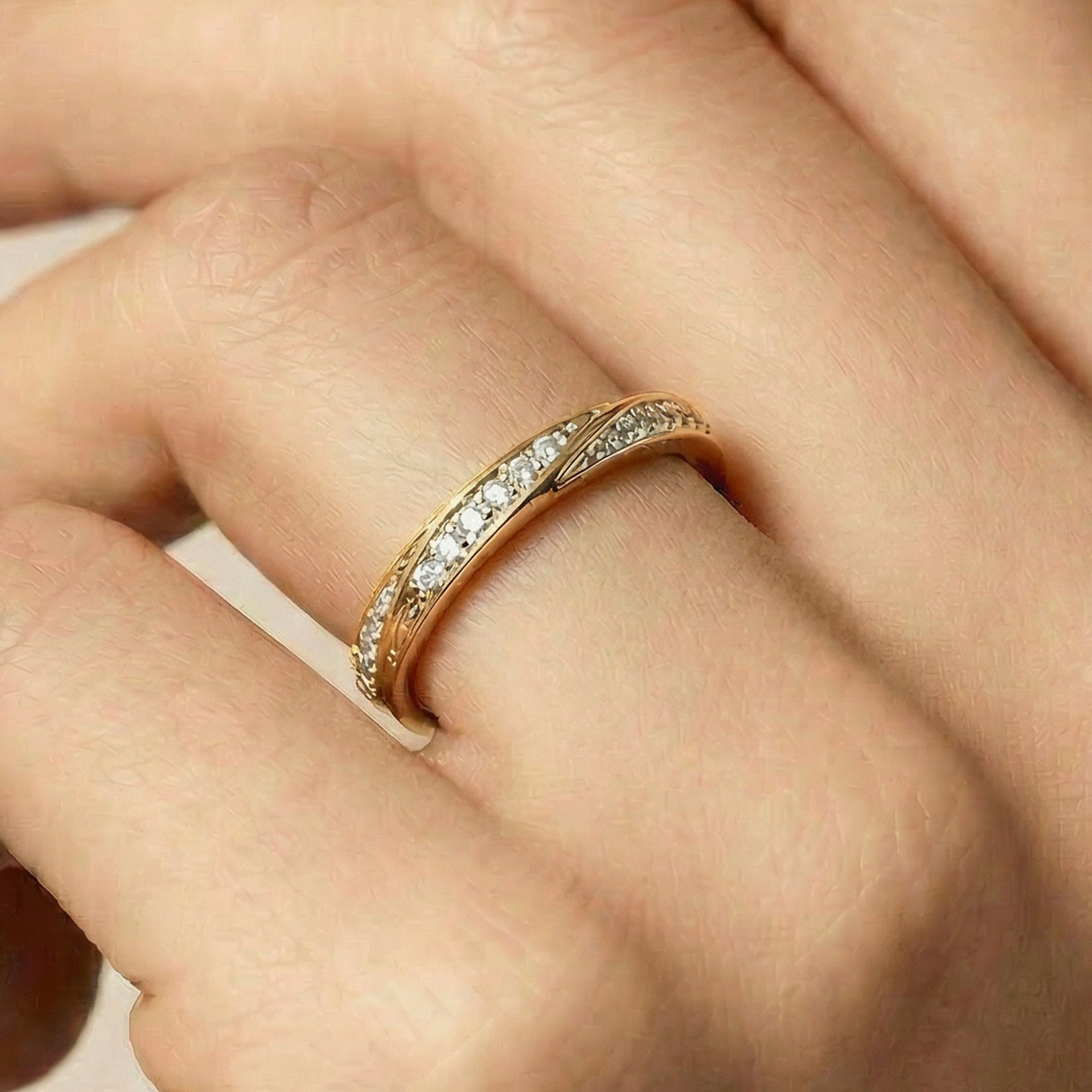 Brilliant Zirconia Ring in 18k Yellow Gold Finish - Frebal